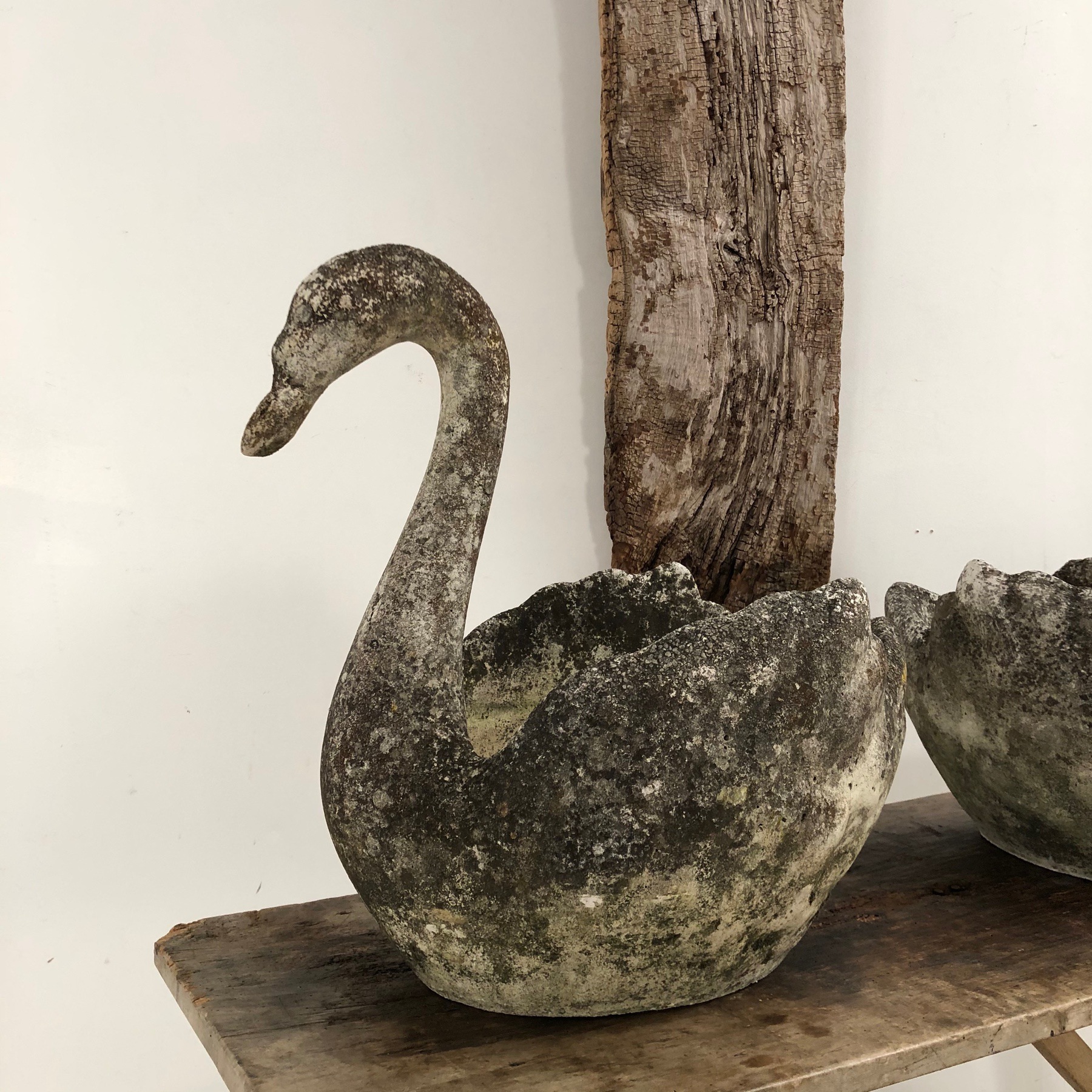 vintage-swan-planters0001