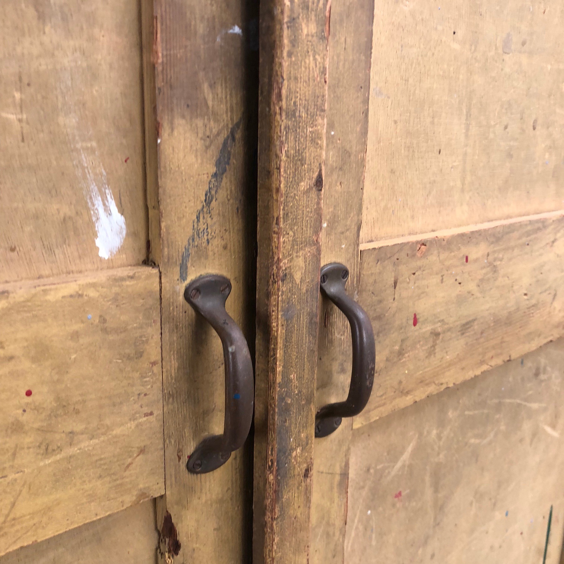 huge-carpenter-cabinet0014