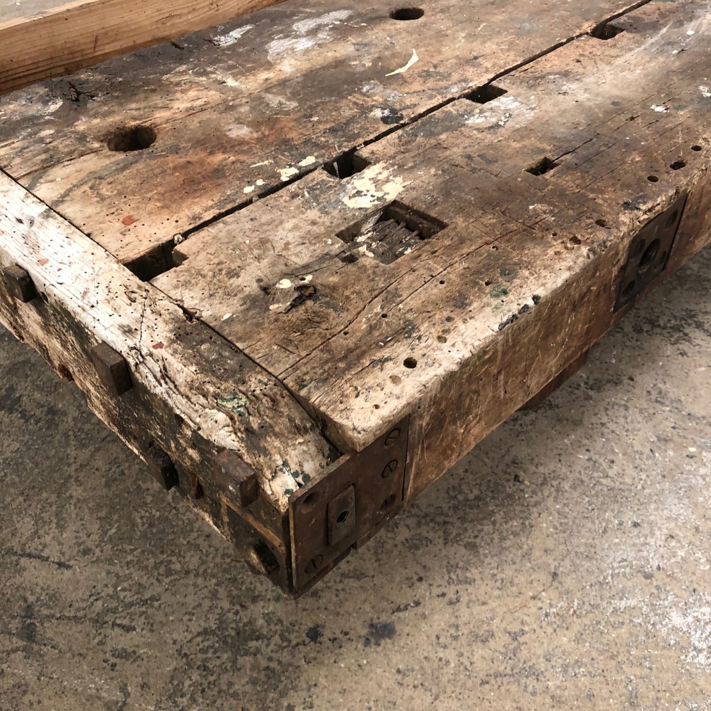 primitive-coffee-table0007