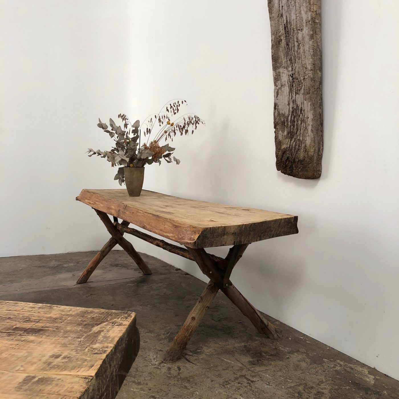 primitive-wooden-console0018