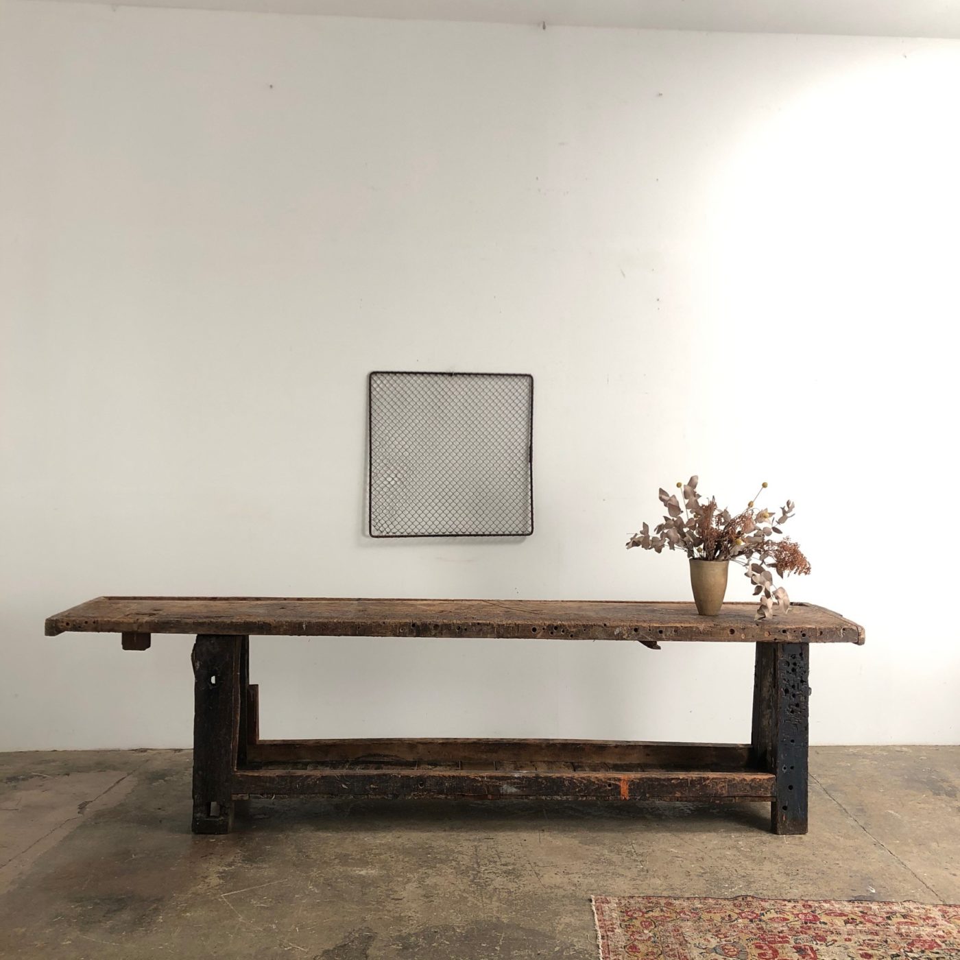 large-carpenter-console0008