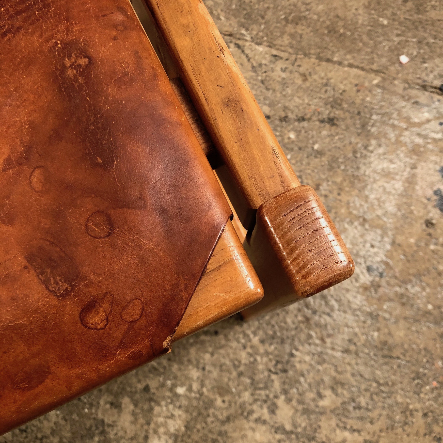 maison-regain-chairs0008