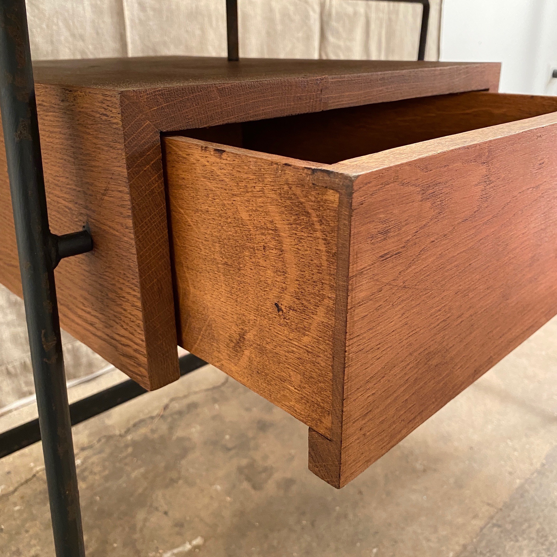 pierre-paulin-desk0004