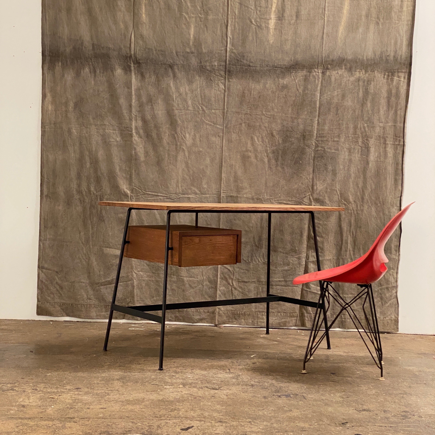 pierre-paulin-desk0005