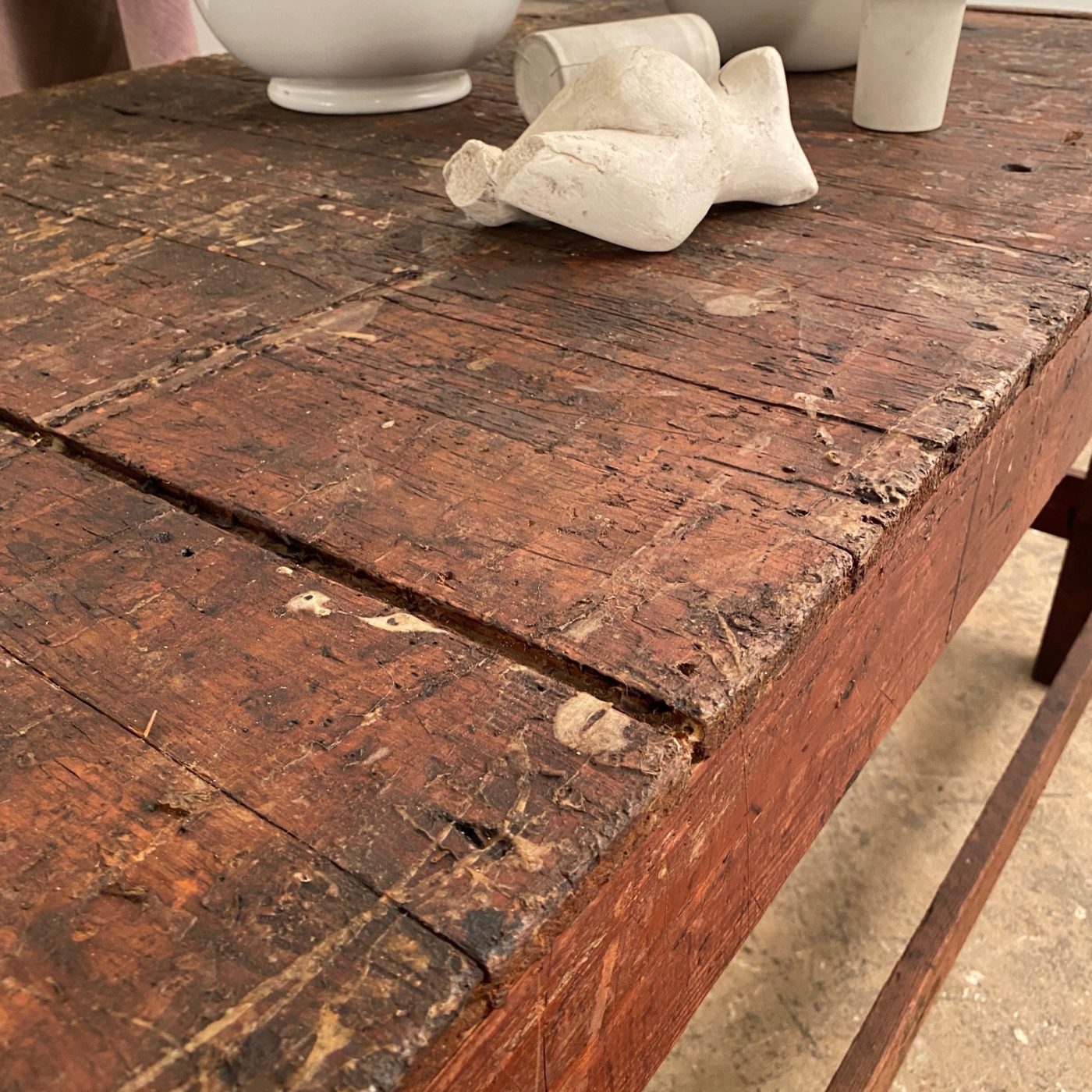 primitive-work-table0003