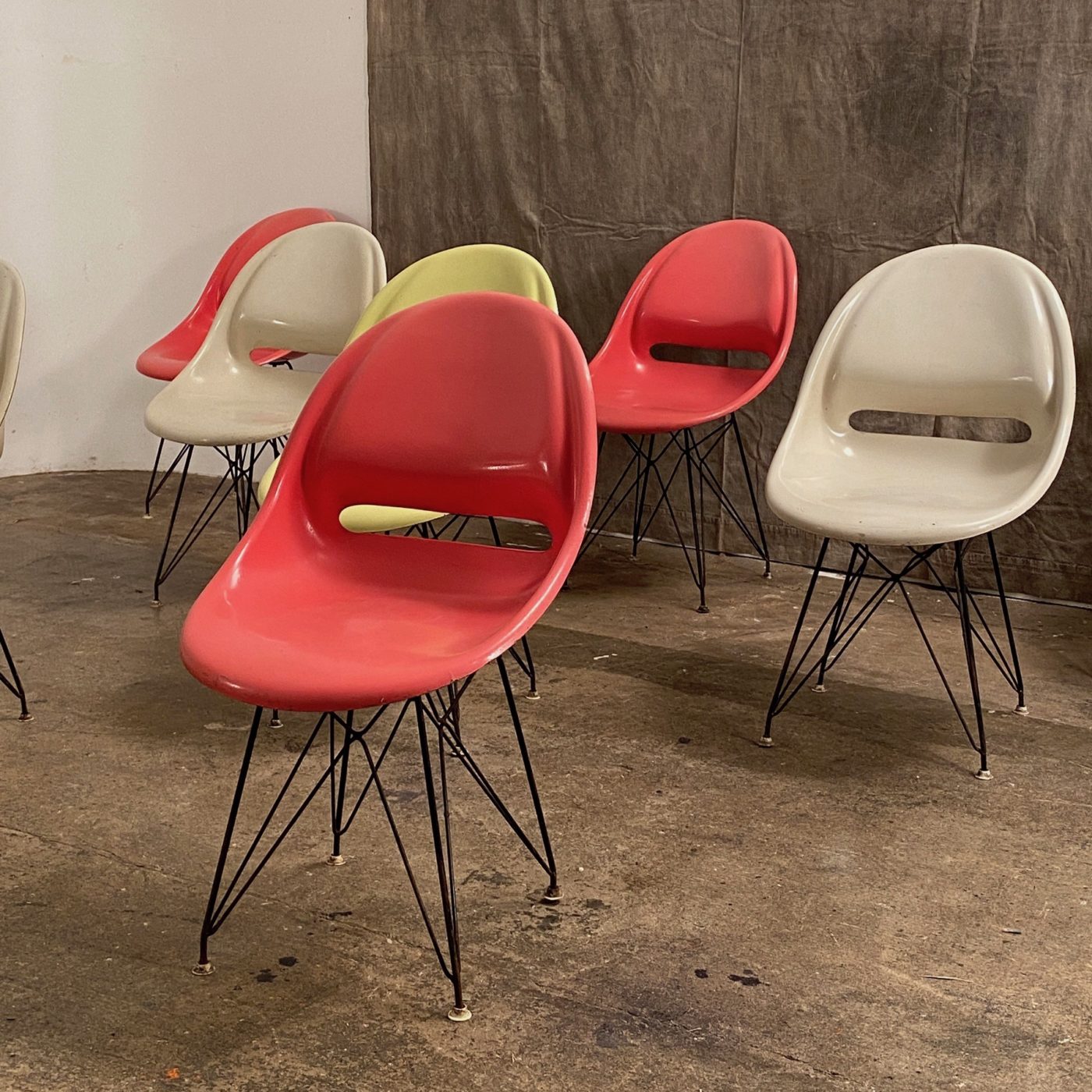 vintage-fiberglass-chairs0003