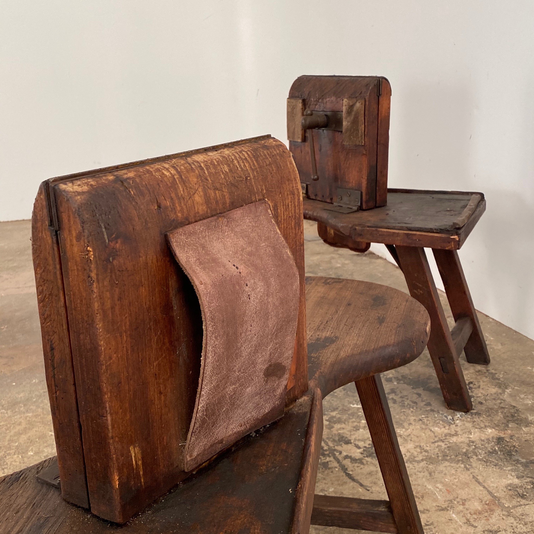 leather-workbench0004