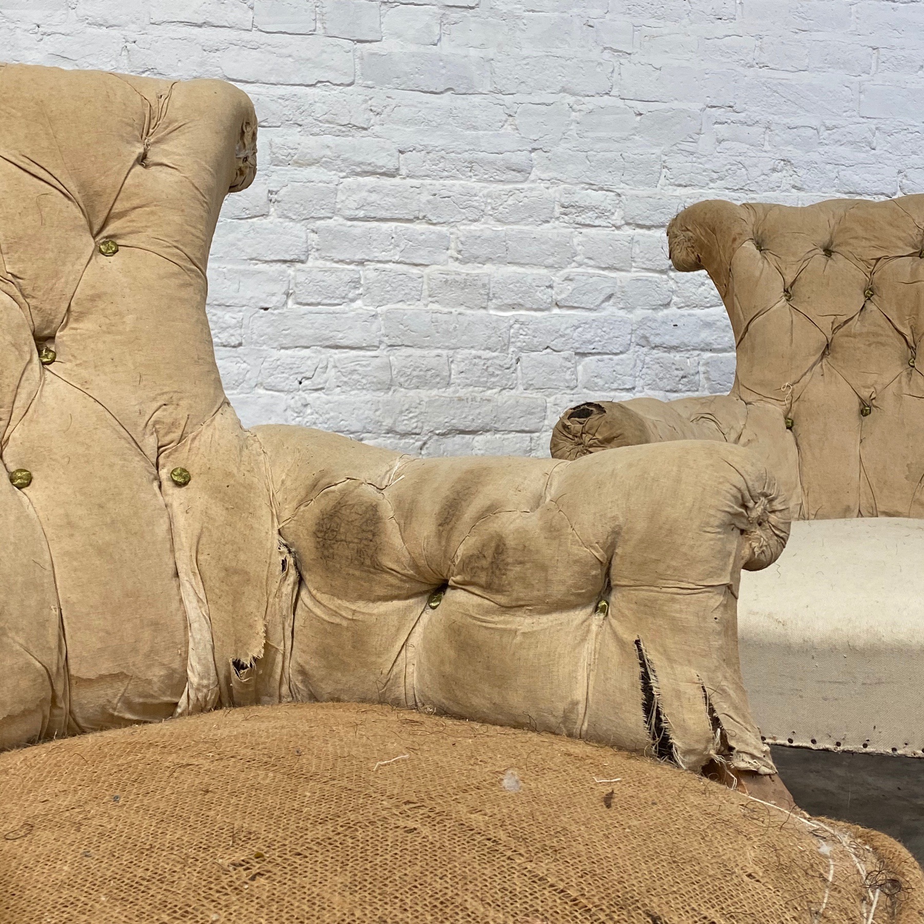 napoleon3-chairs0002