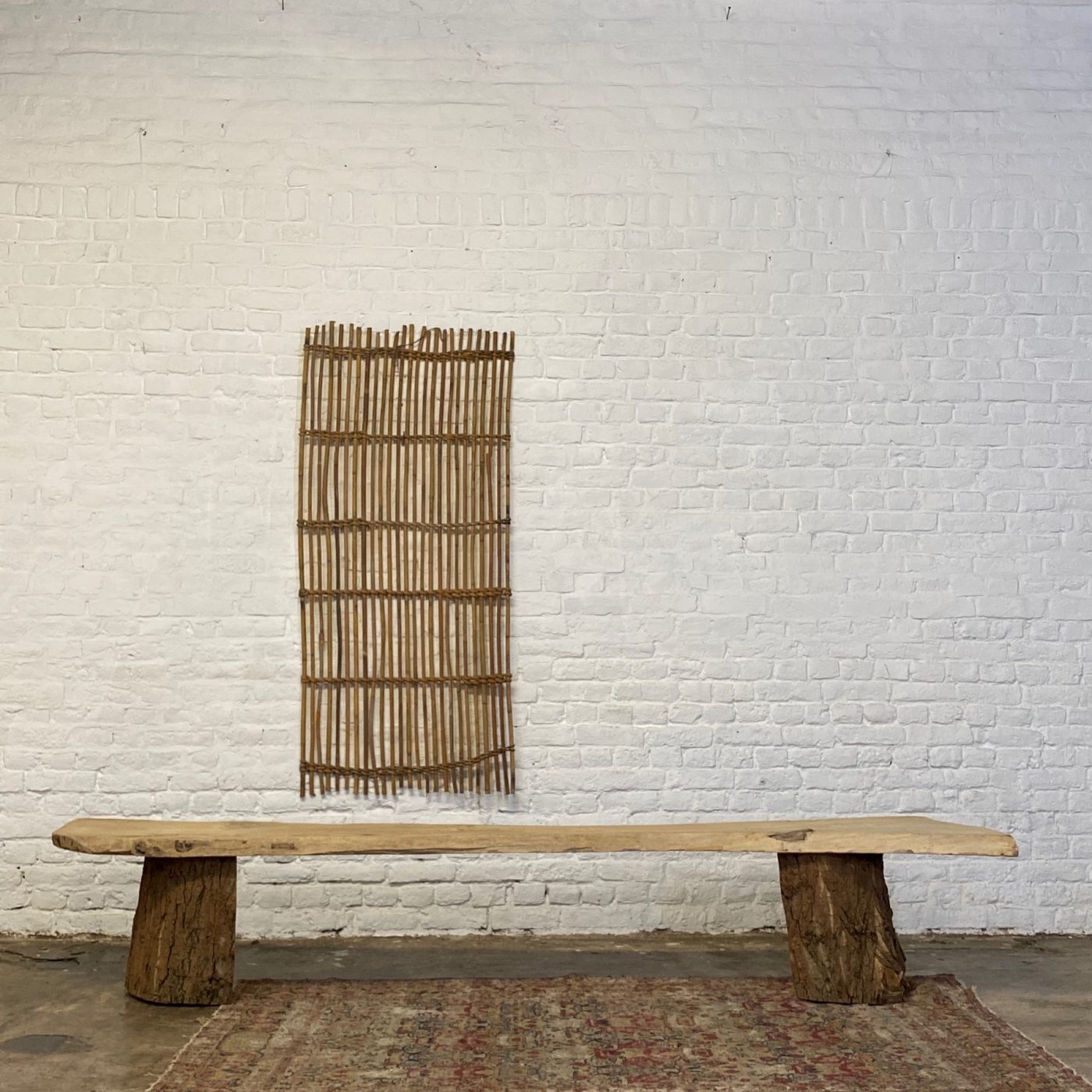 primitive-wooden-bench0000