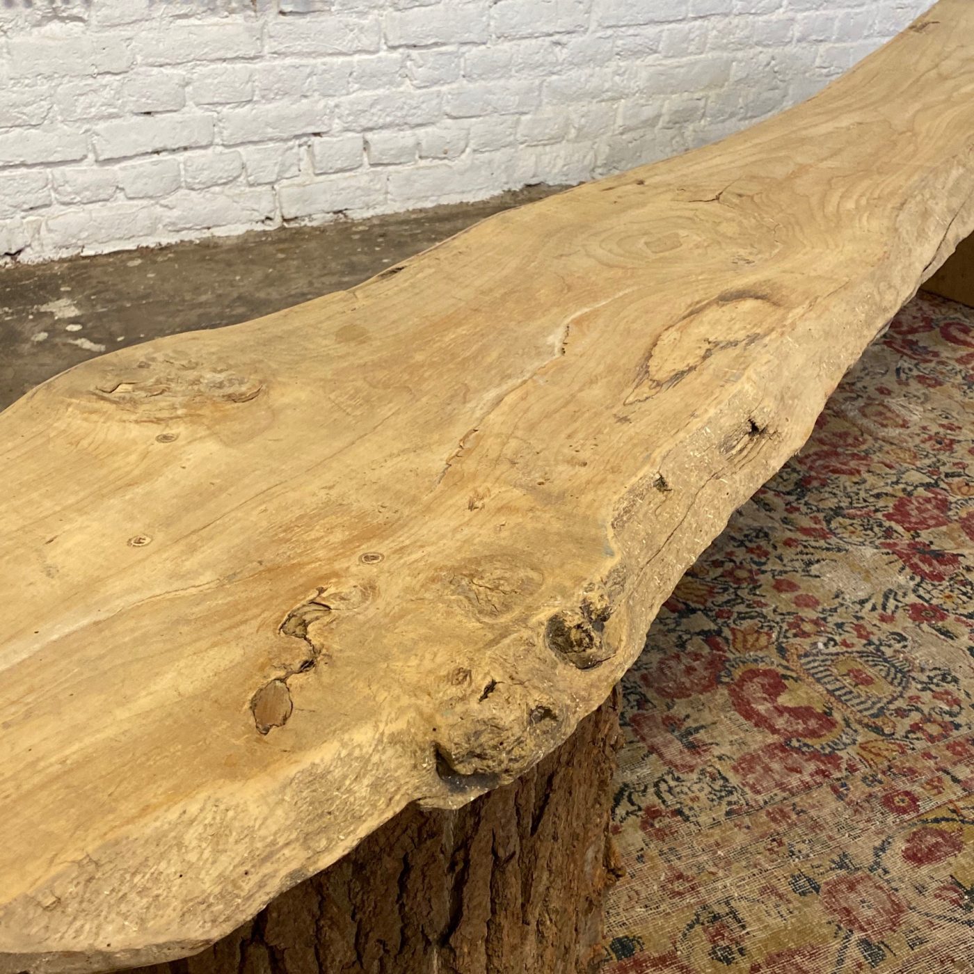 primitive-wooden-bench0002