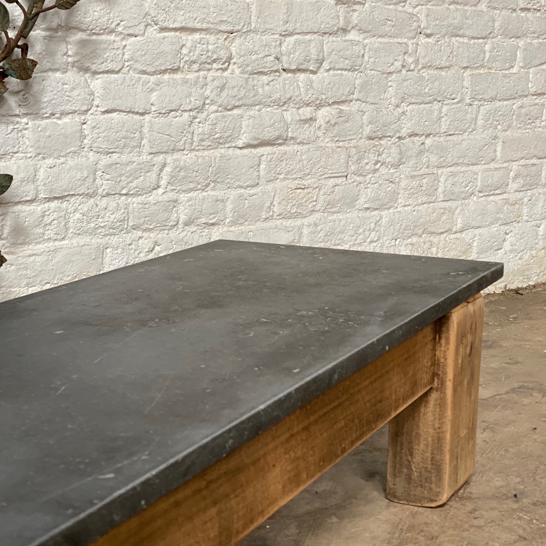 primitive-coffee-table0006