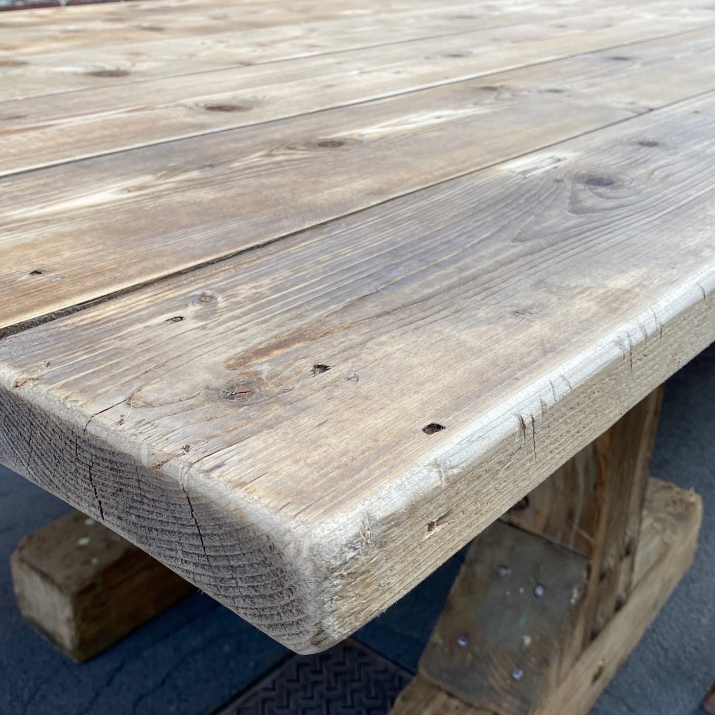 huge-trestle-table0001