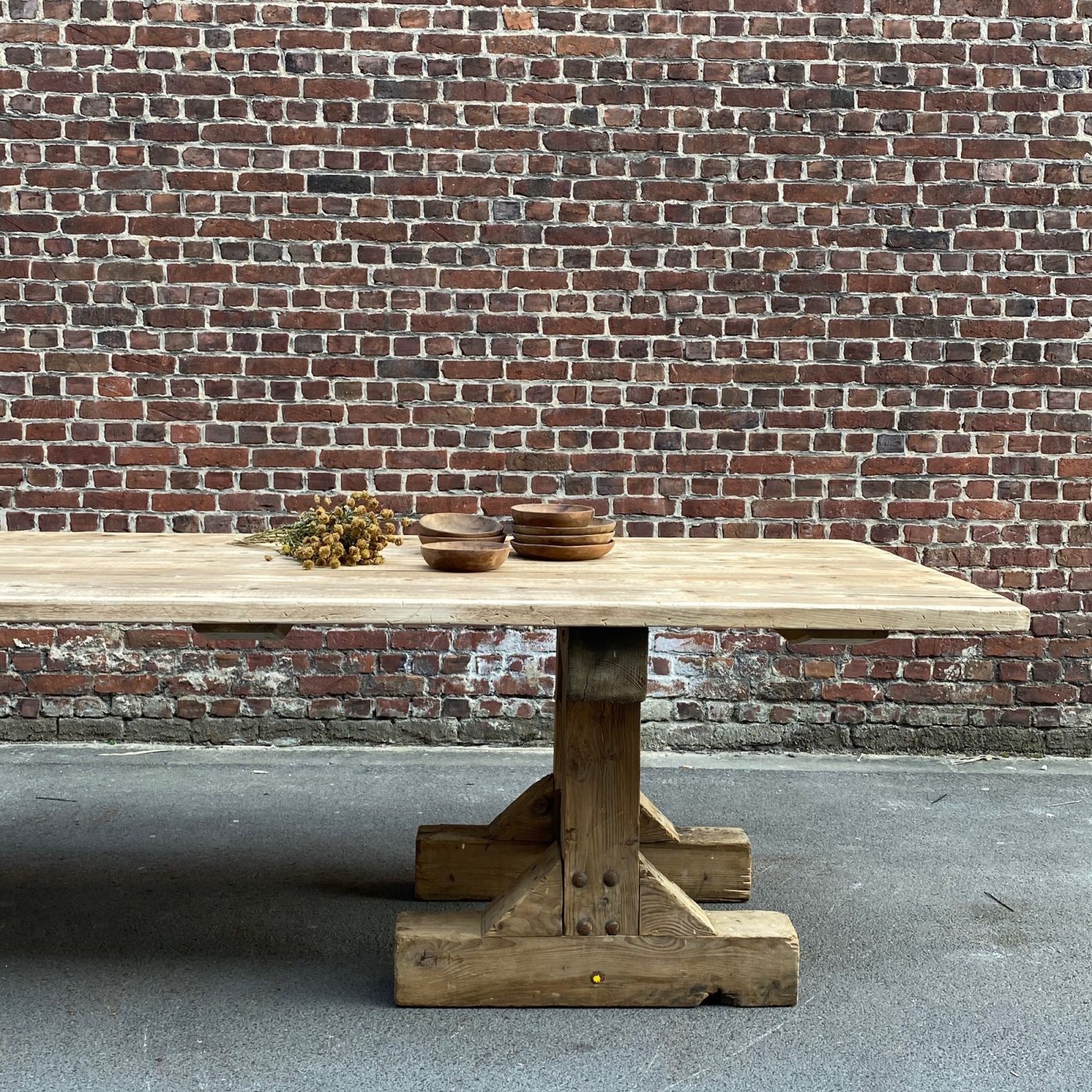 huge-trestle-table0010