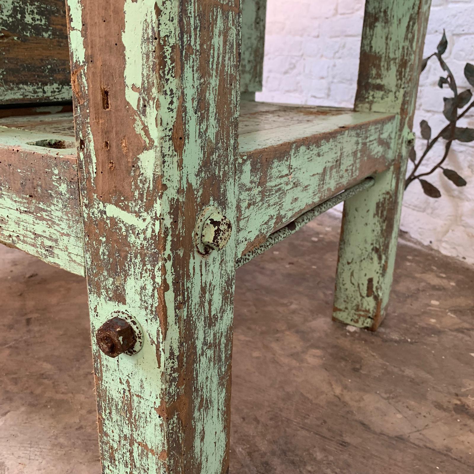 industrial-painted-island0006