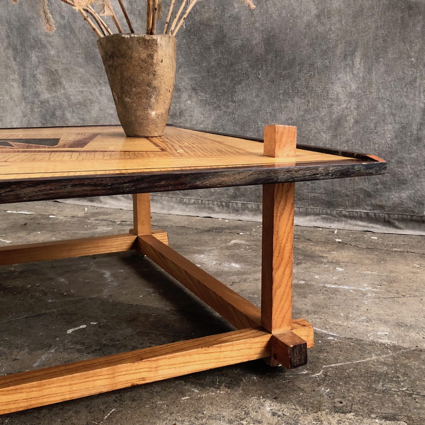 antique-modern-coffee-table0003