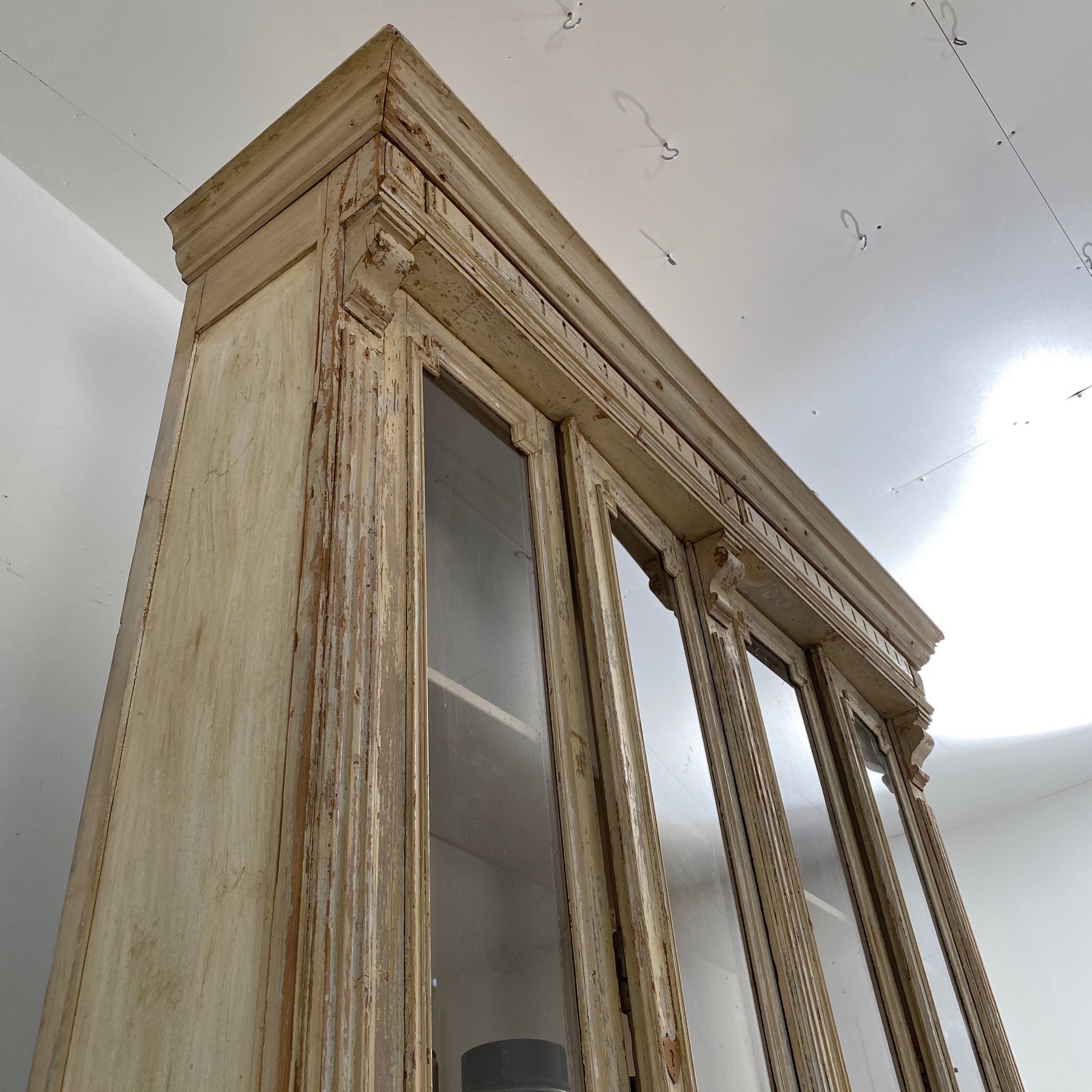 hige-painted-cabinet0003