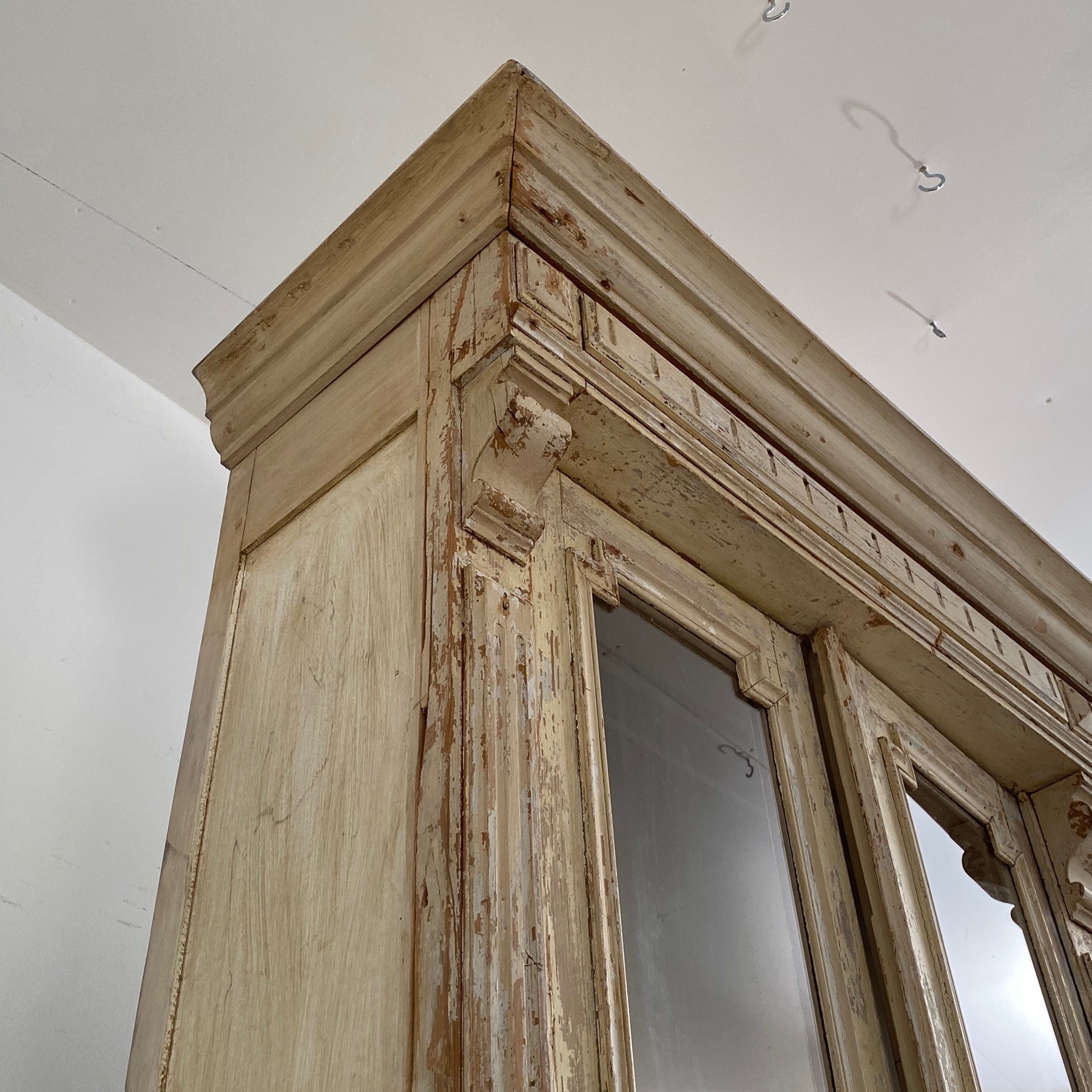 hige-painted-cabinet0007