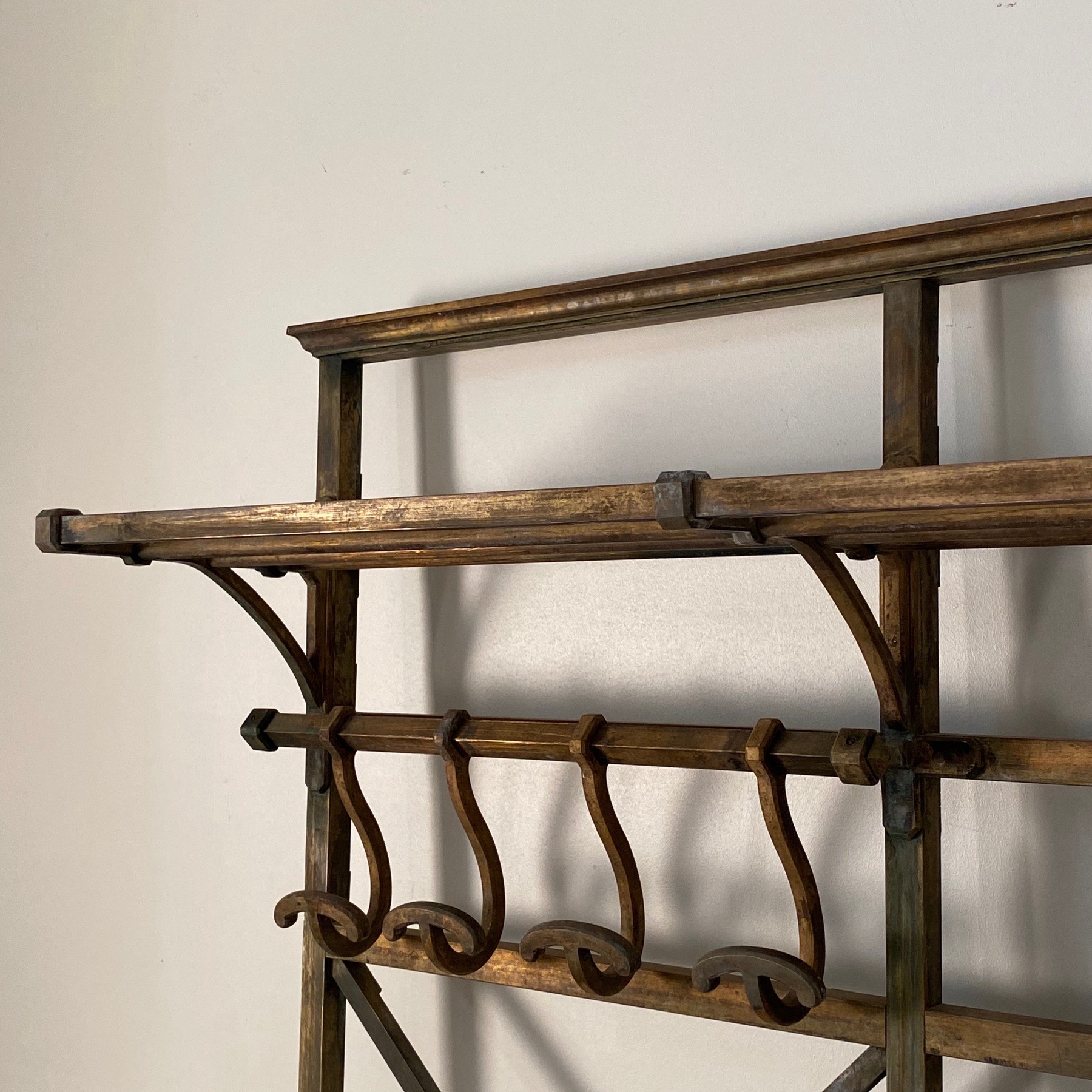 large-copper-coatrack0000