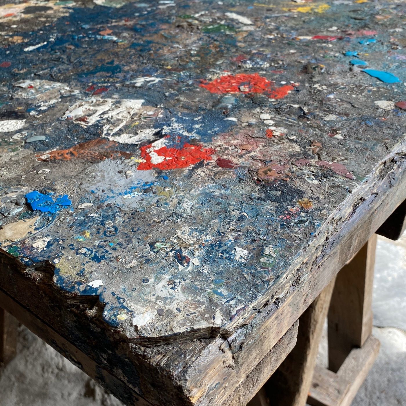 pimitive-painted-table0009