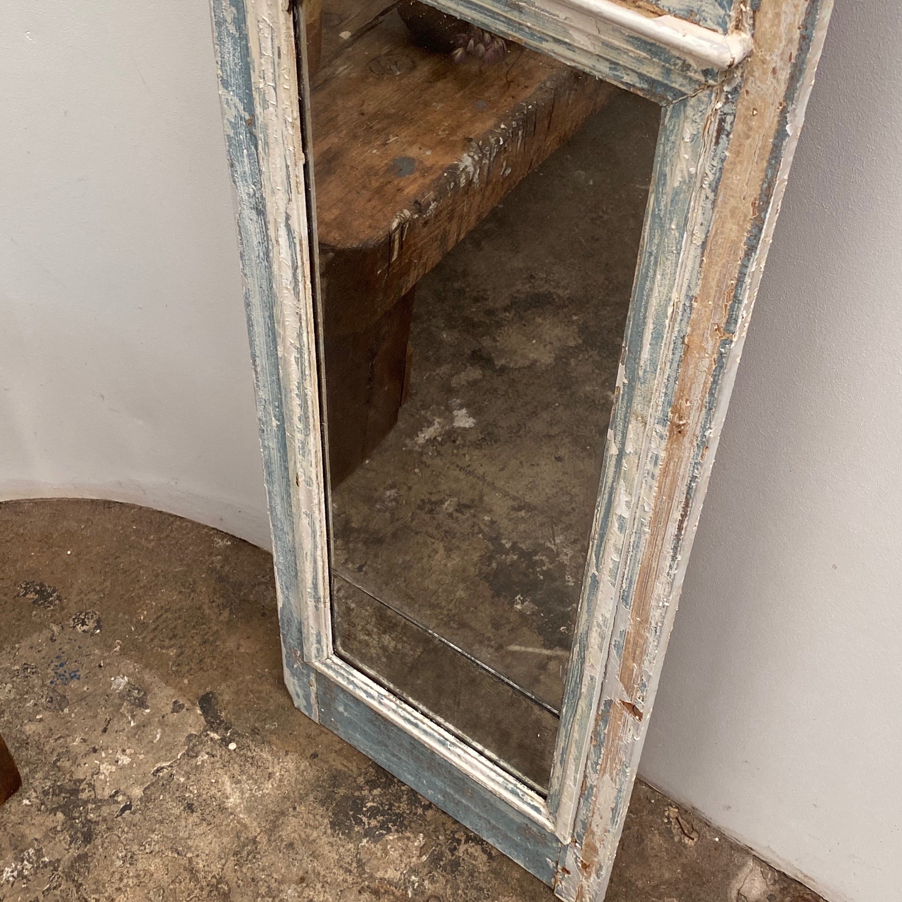 tall-blue-mirror0002