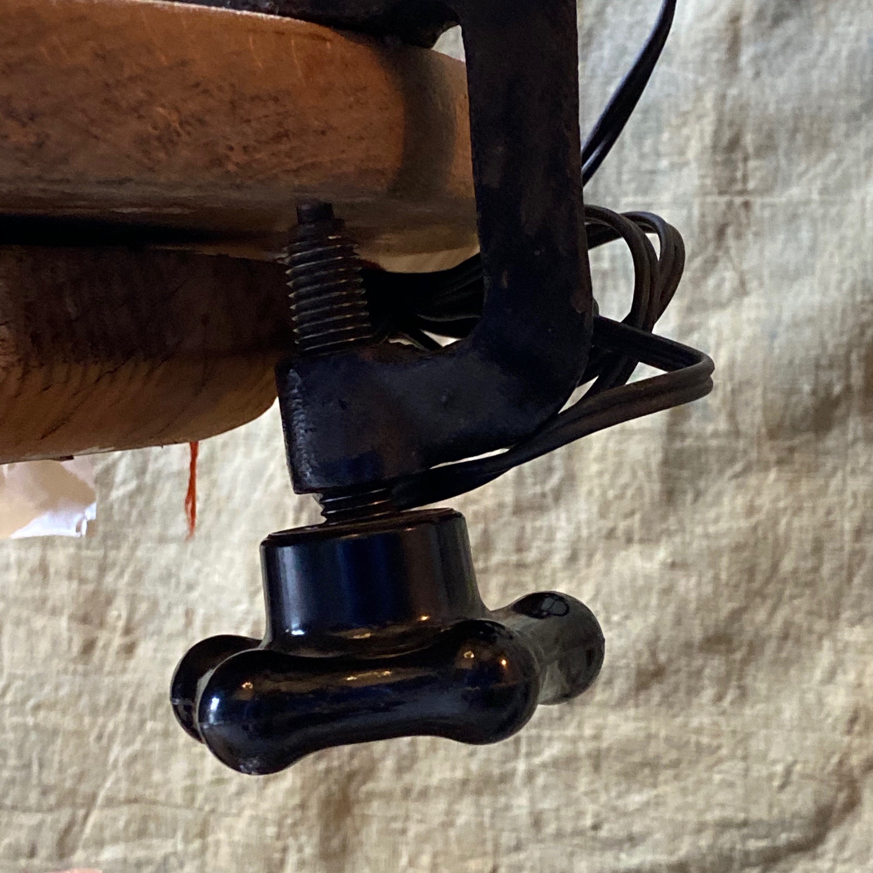 unusual-gras-lamp0000