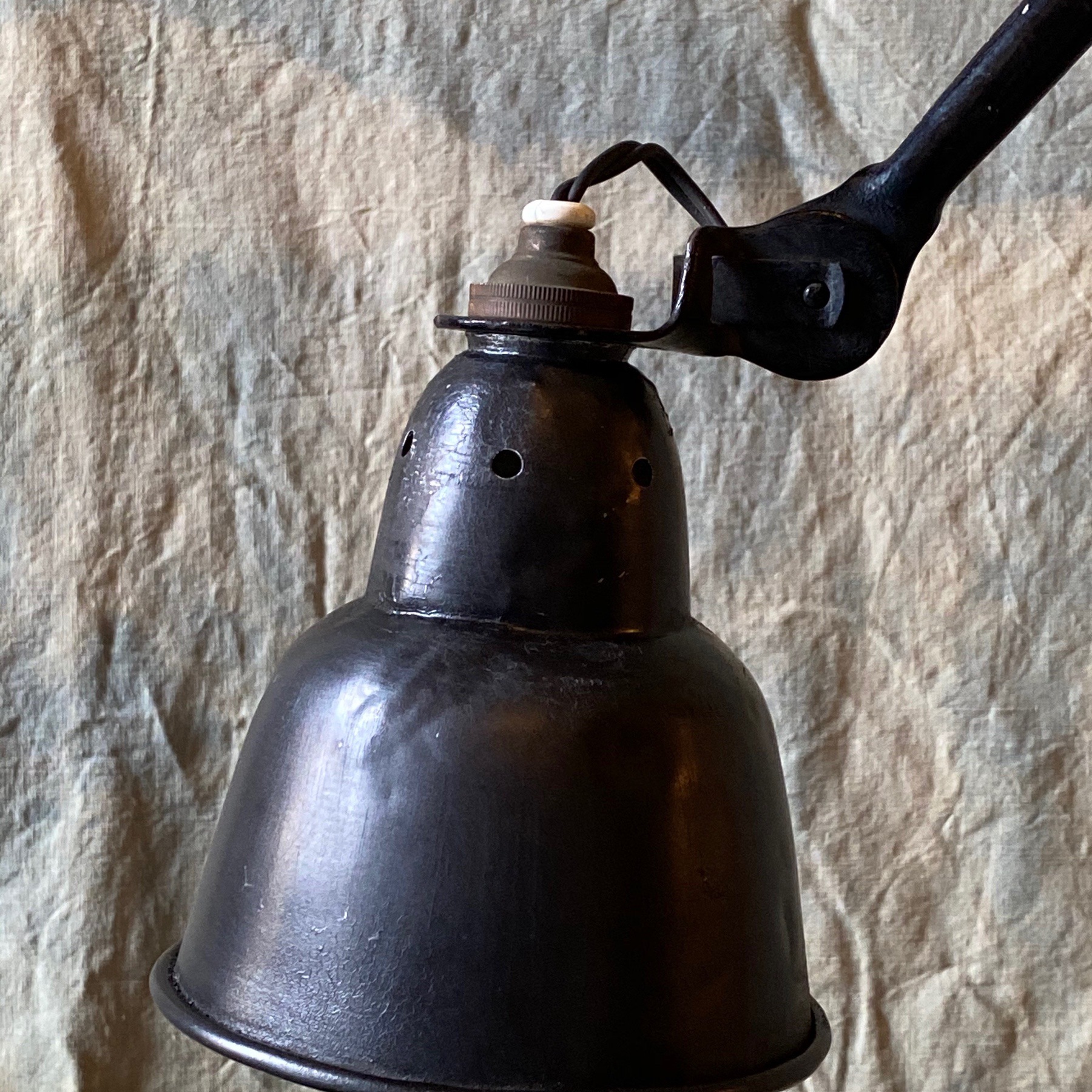 unusual-gras-lamp0004