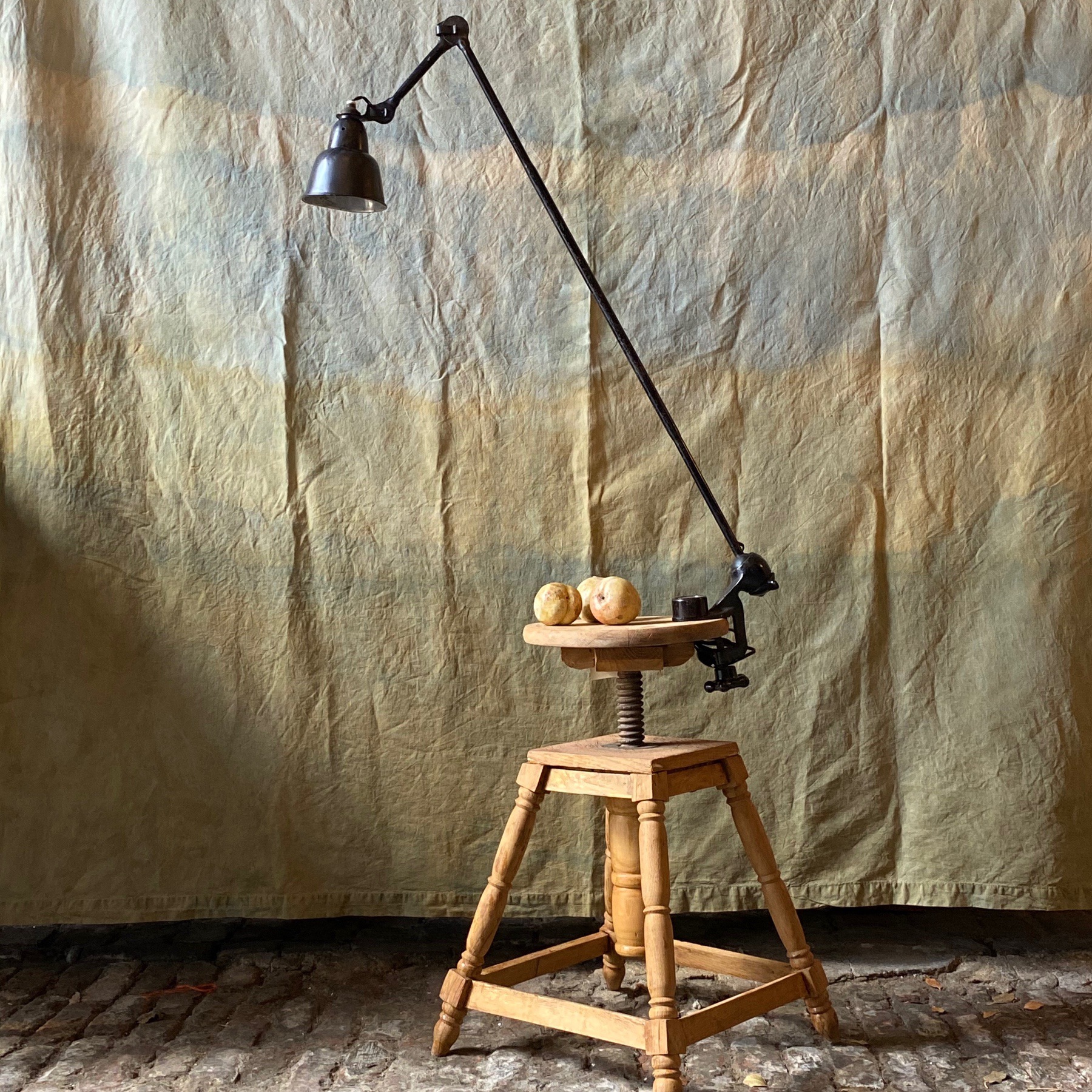 unusual-gras-lamp0008