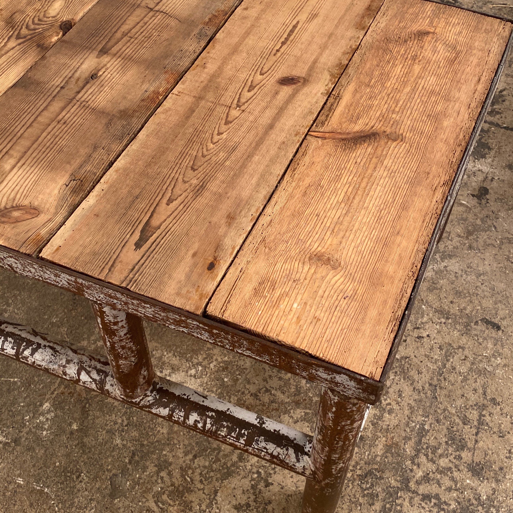 industrial-side-tables0004