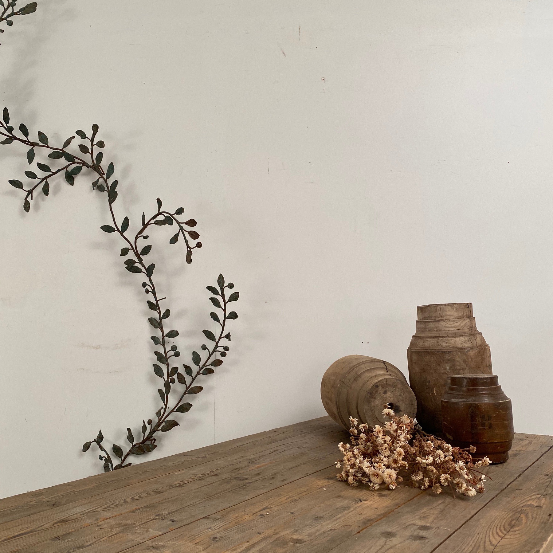 large-wooden-table0005