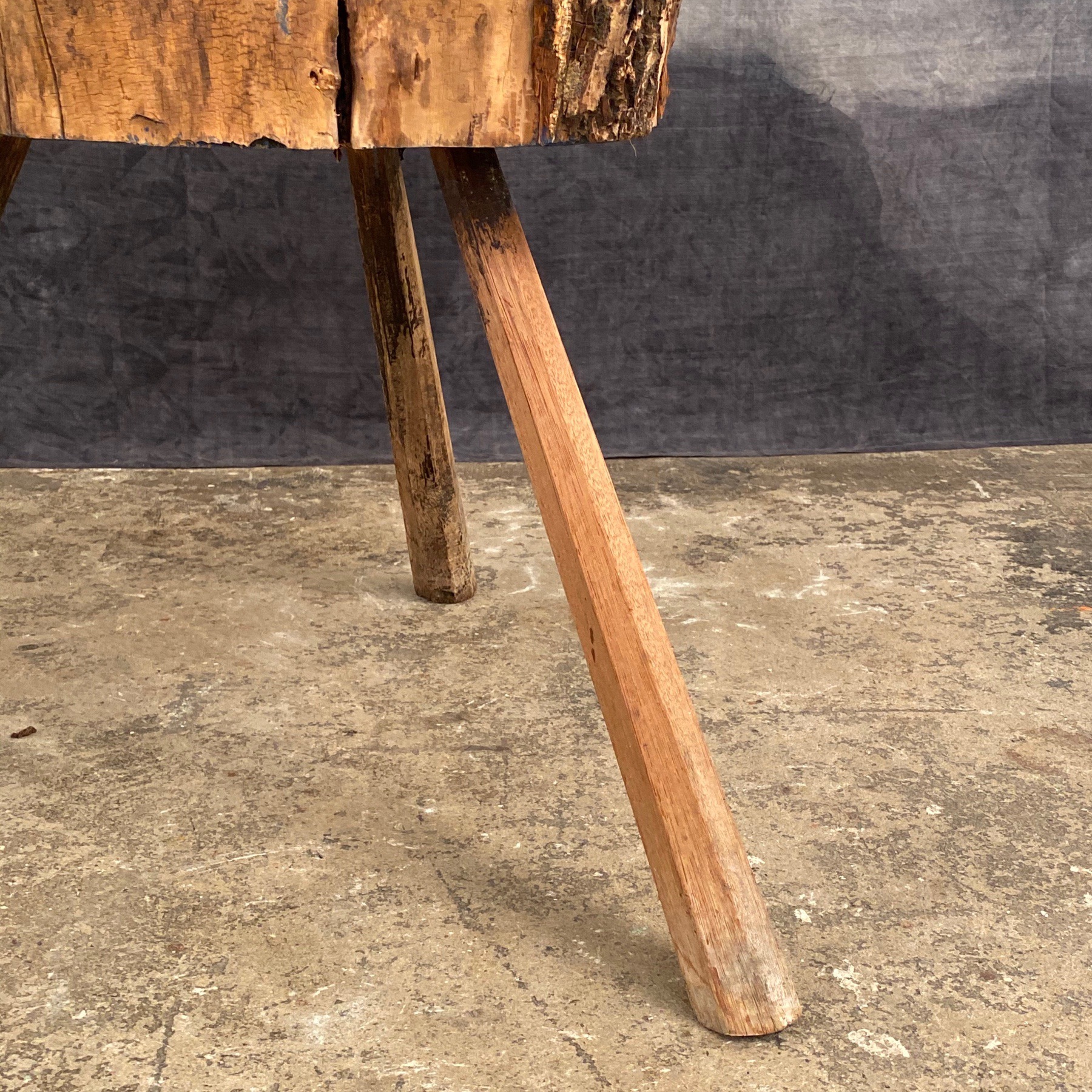 primitive-wooden-table0000