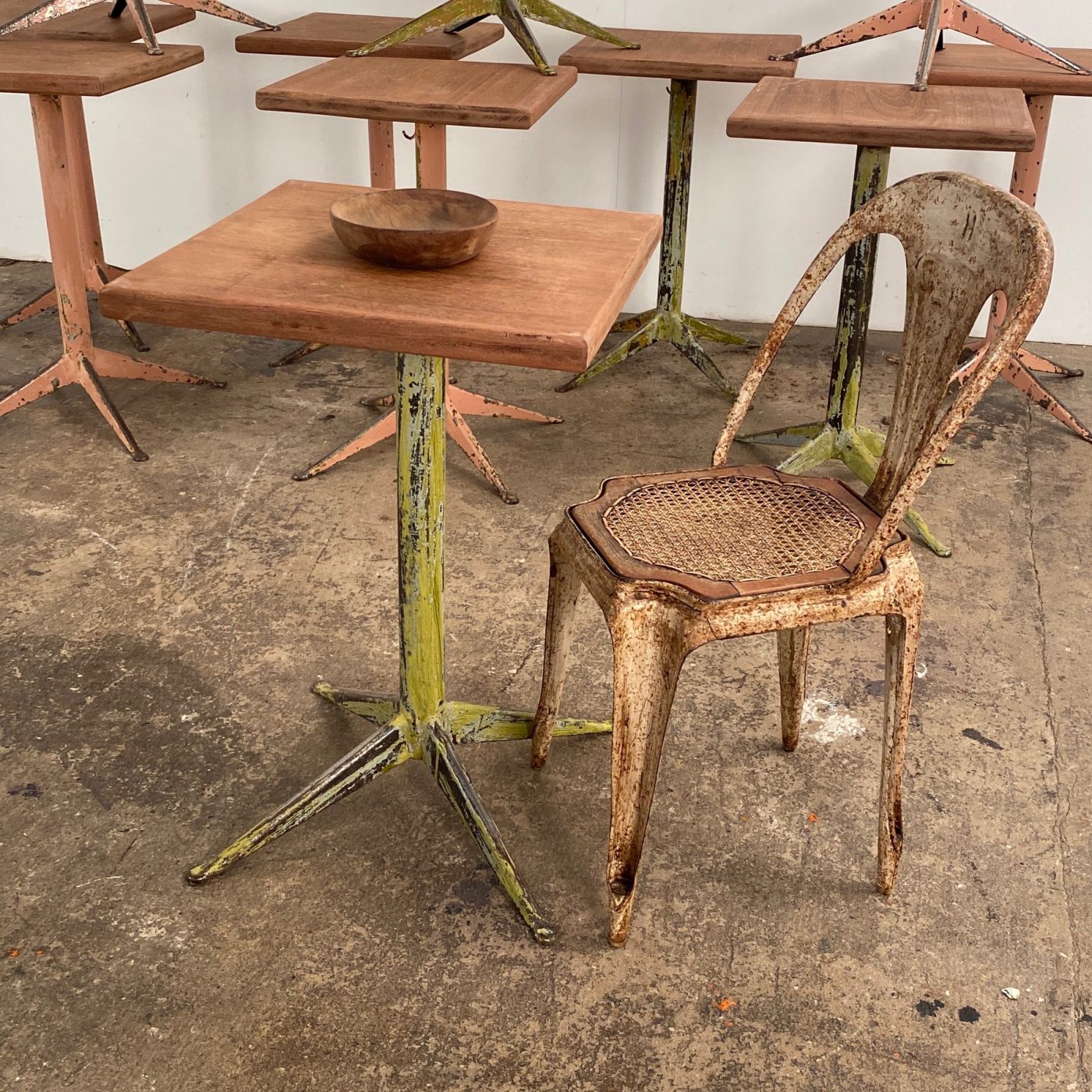 vintage-bistrot-tables0001