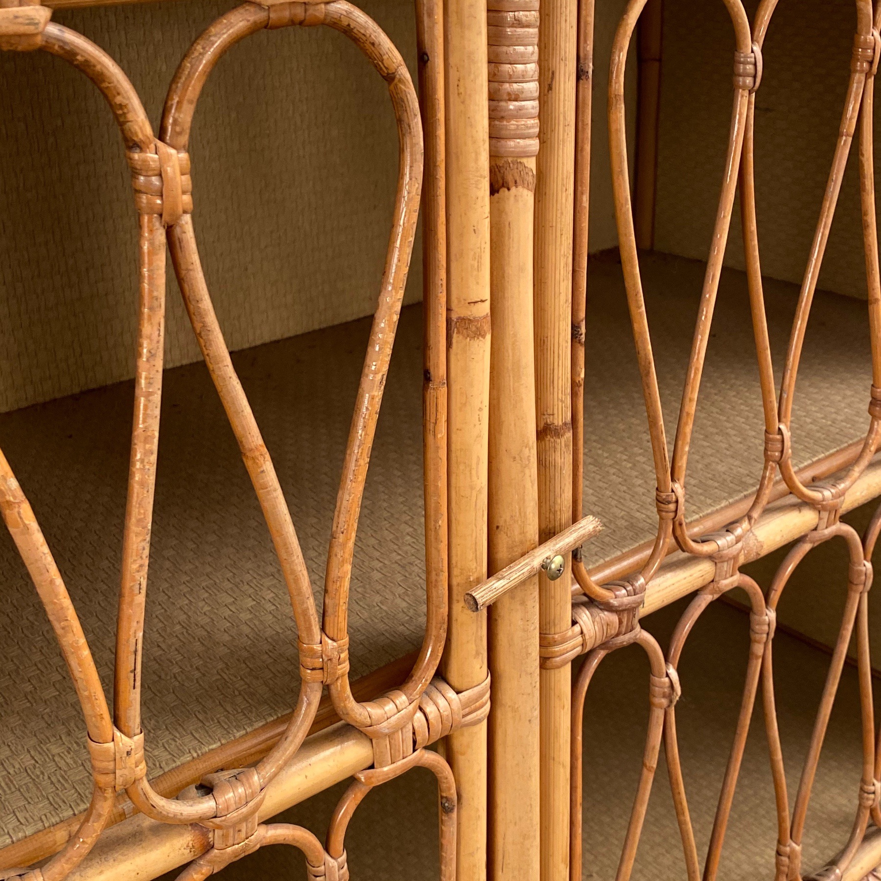 vintage-rattan-buffet0005