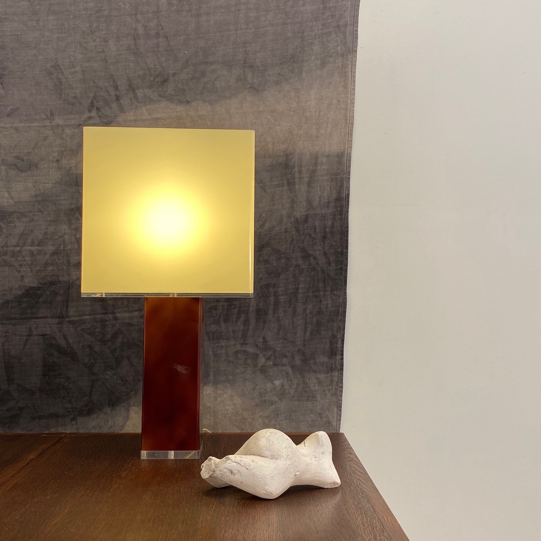 french-resin-lamps0005