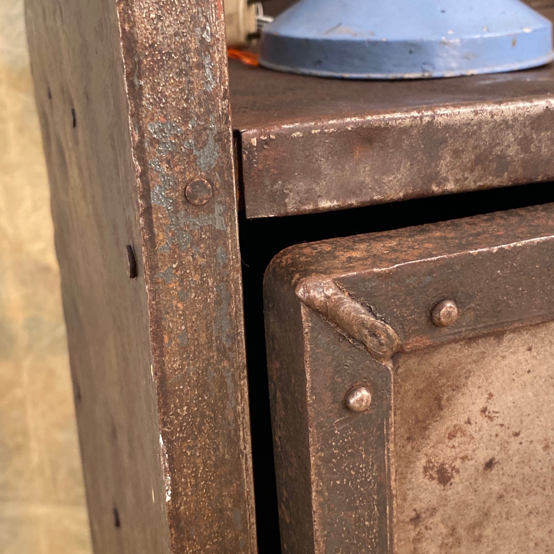 industrial-cabinet0000