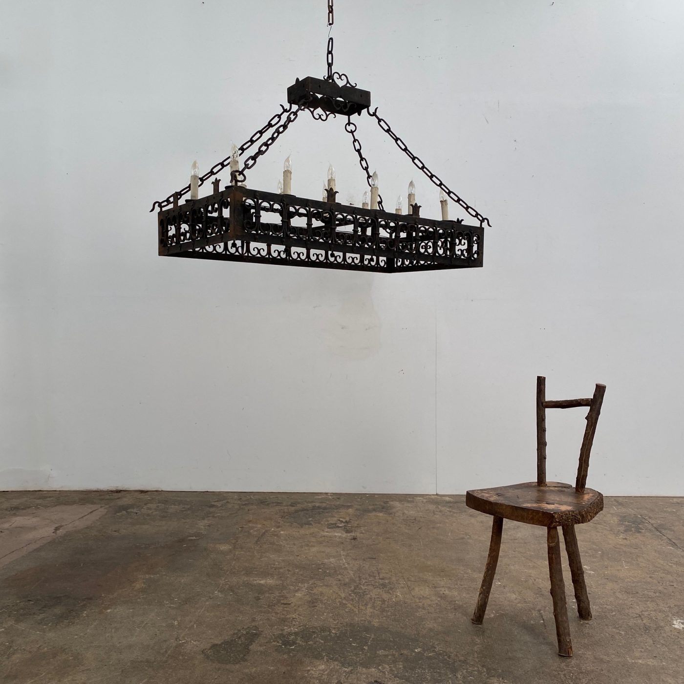 large-wrought-iron-chandelier0002