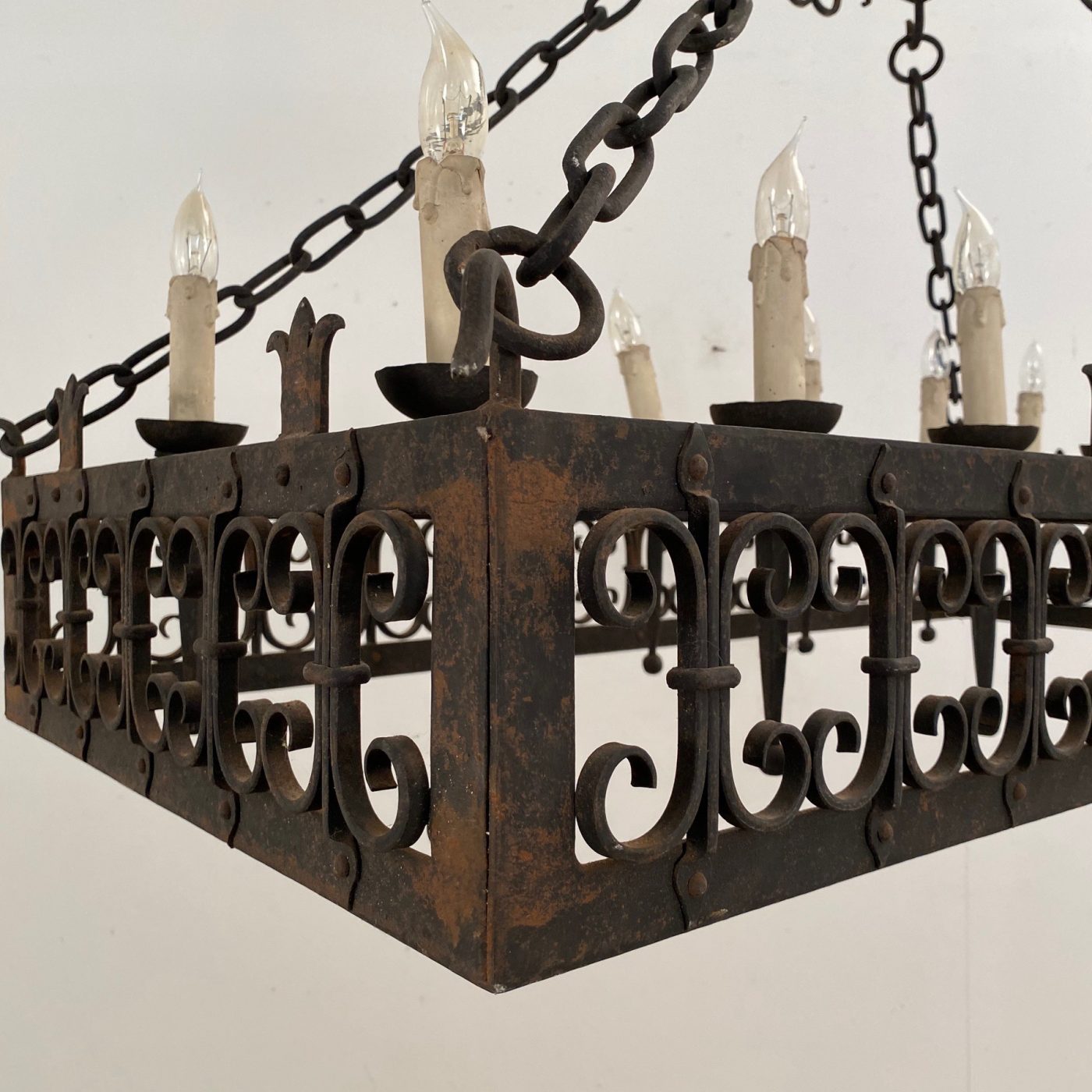 large-wrought-iron-chandelier0006