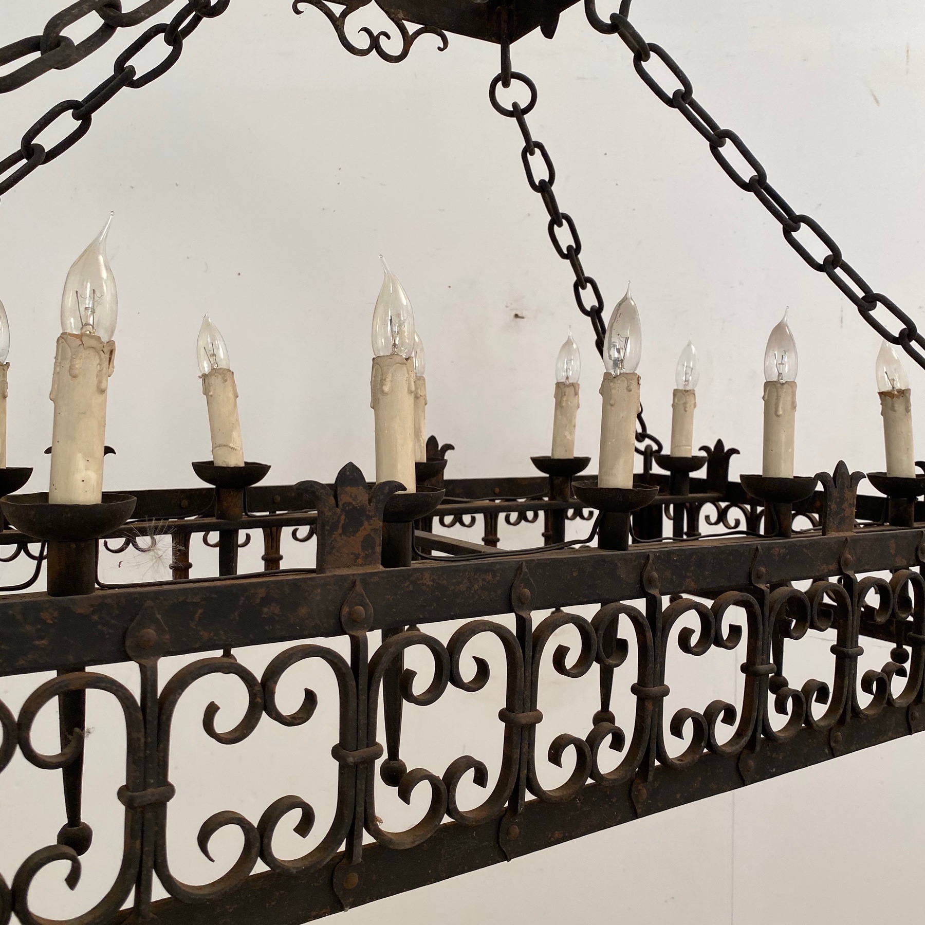 large-wrought-iron-chandelier0007