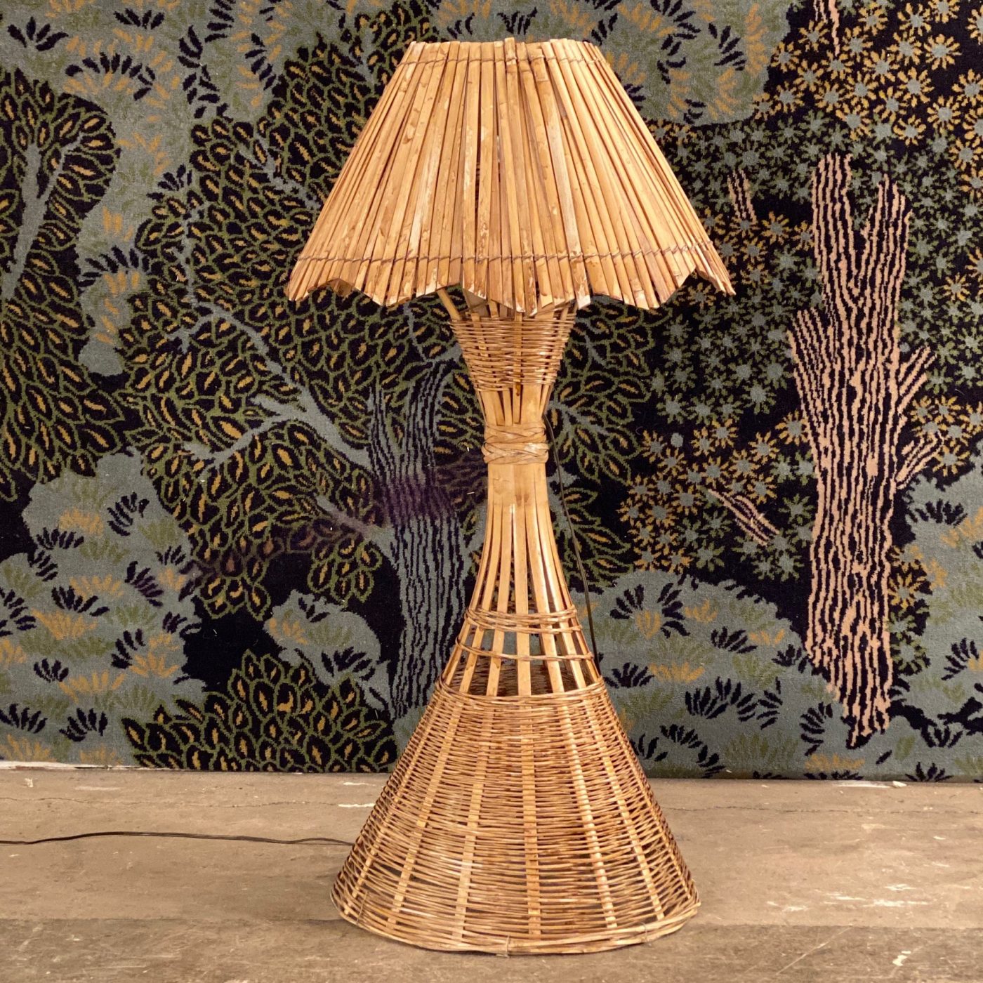 tall-rattan-lamp0000