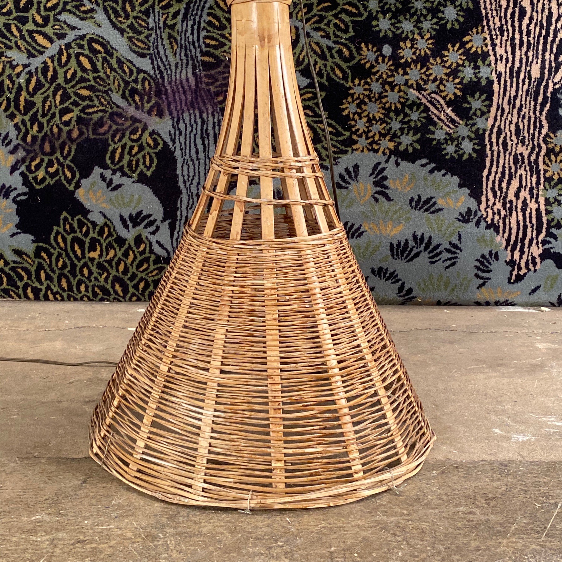 tall rattan lamp Objet Vagabond