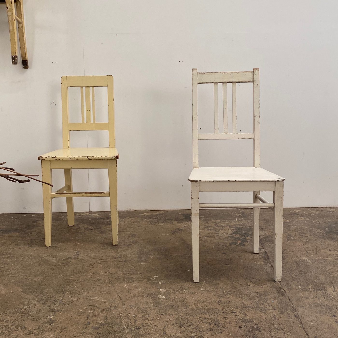 antique-painted-chairs0001