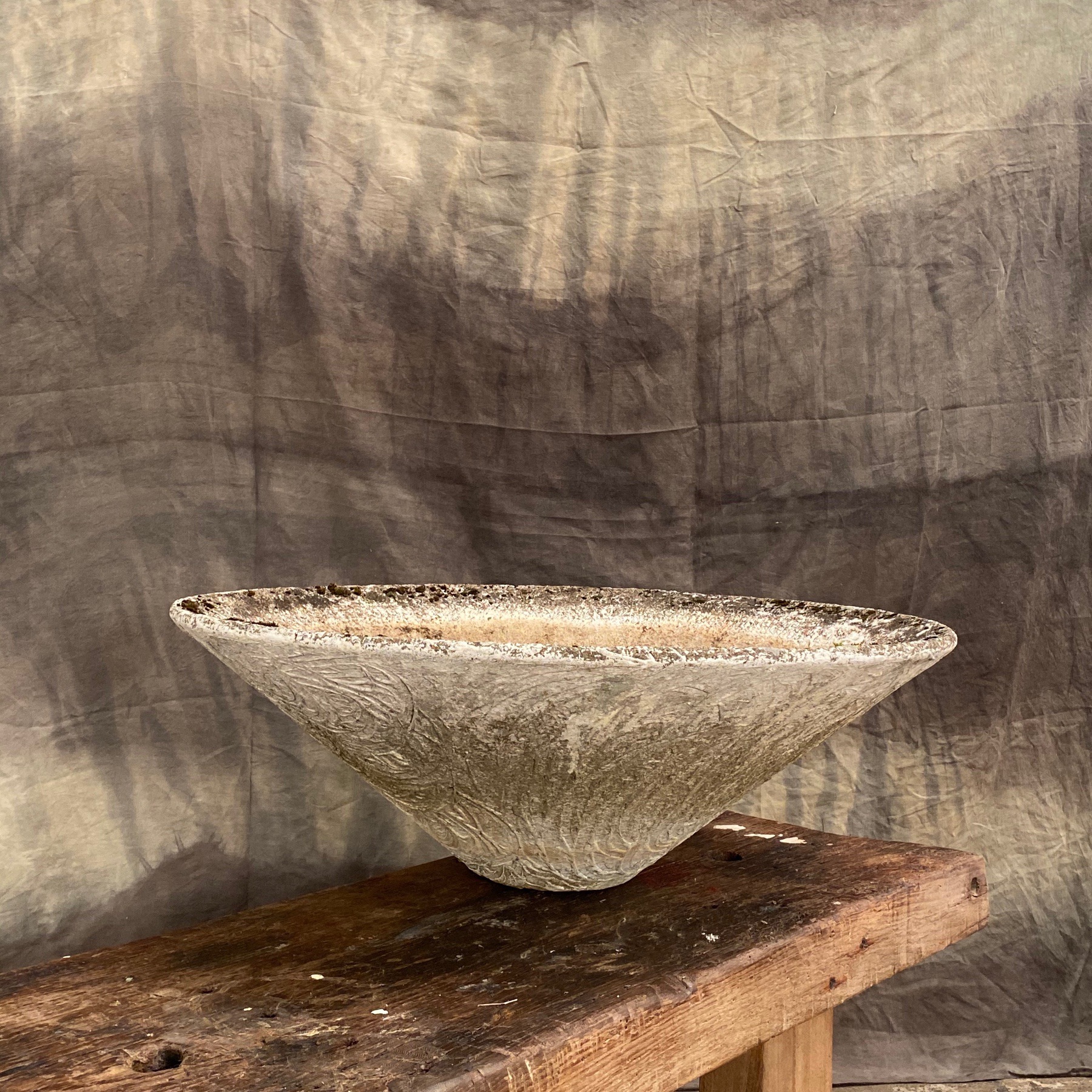 large-concrete-urns0002