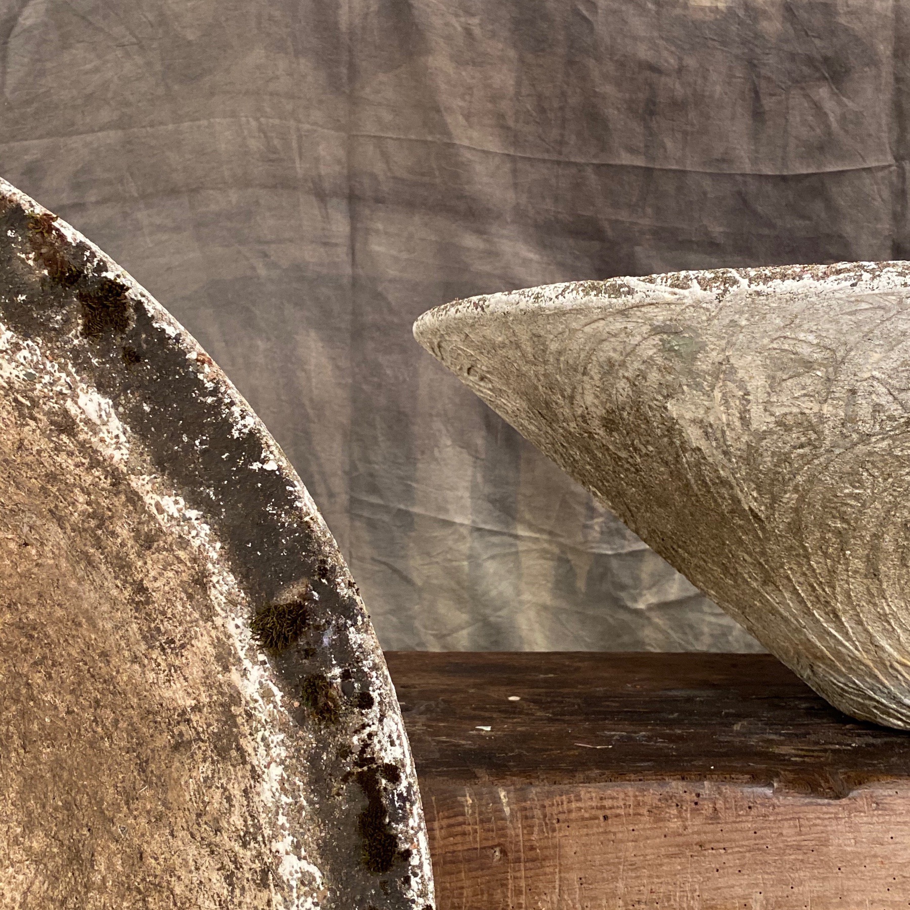 large-concrete-urns0005