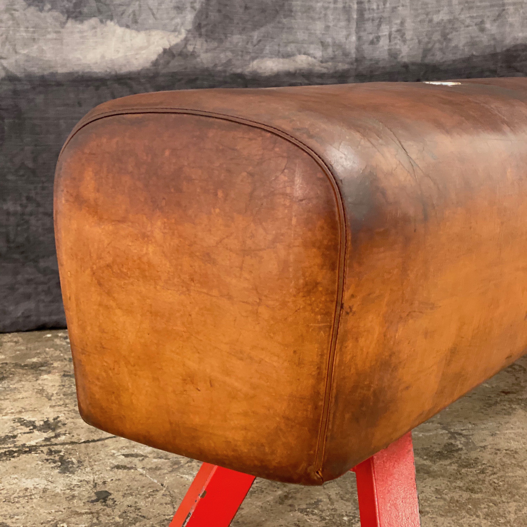 large-leather-bench0007