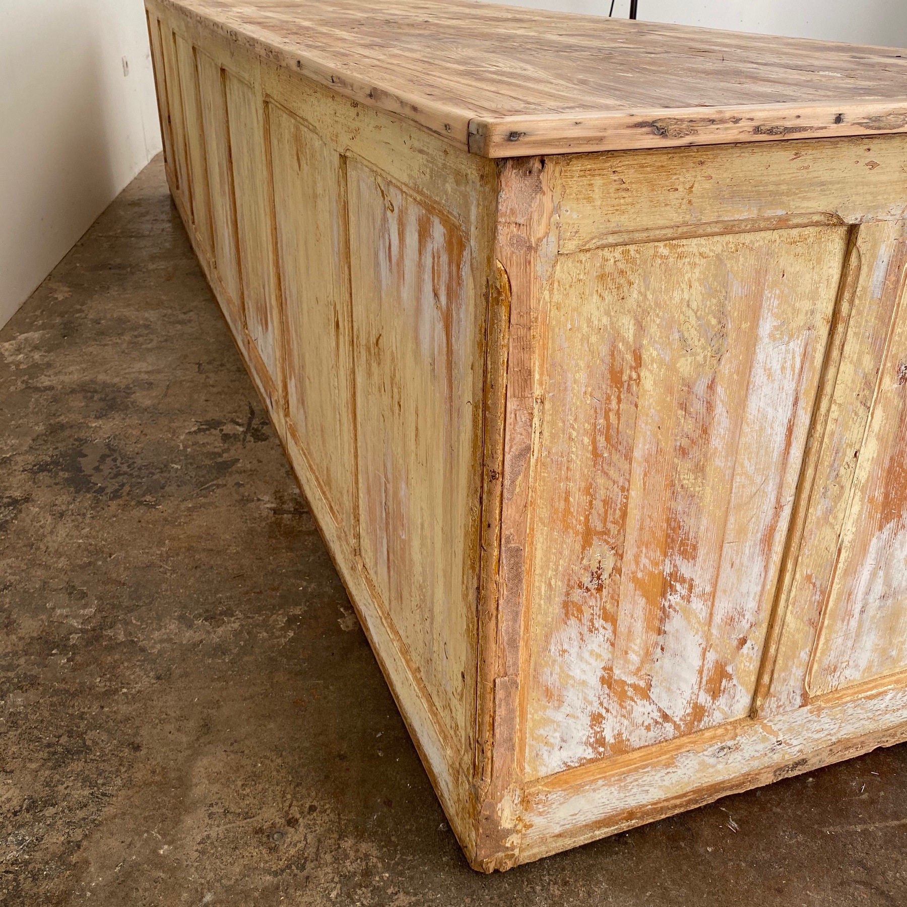 large painted-chest0007