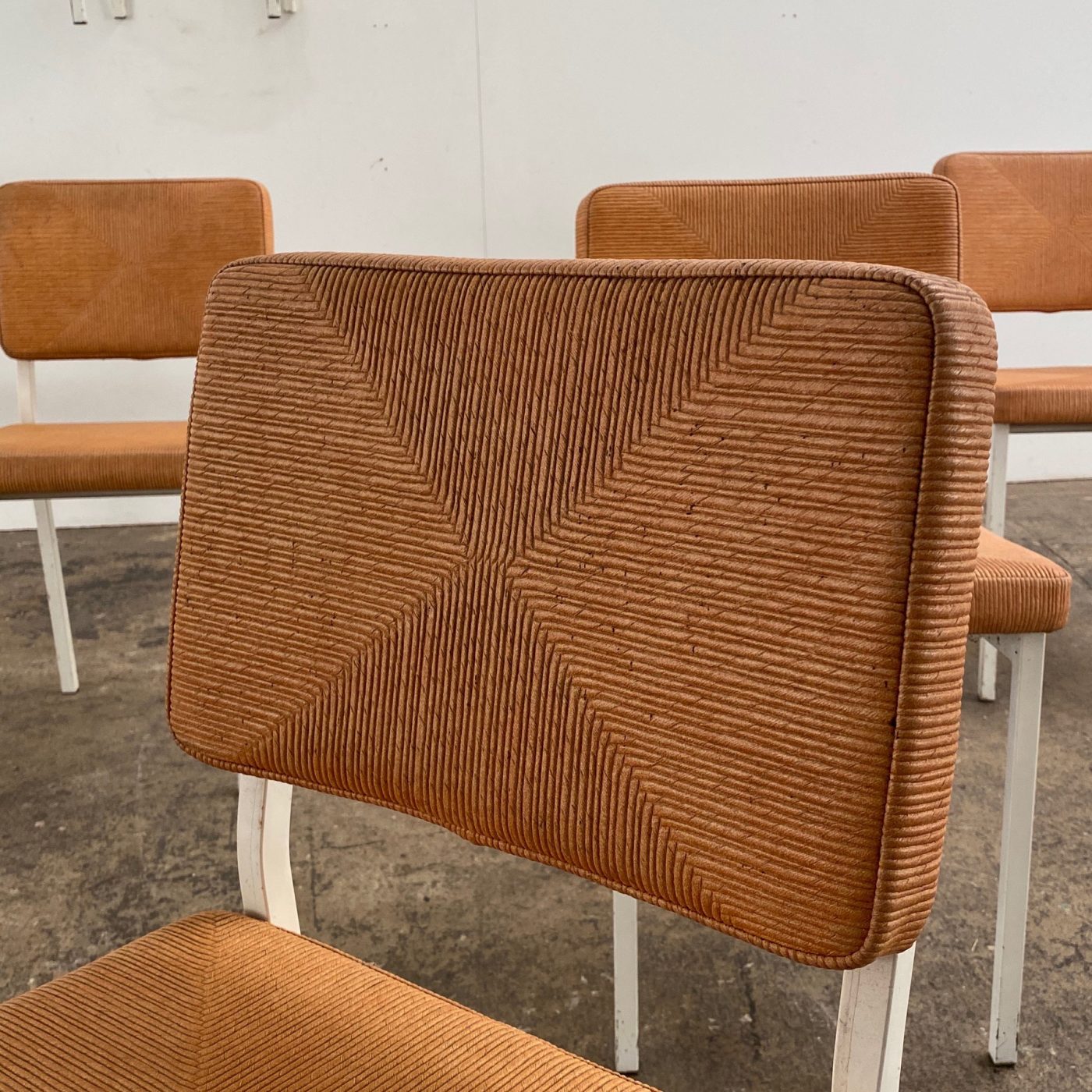 midcentury-chairs0003