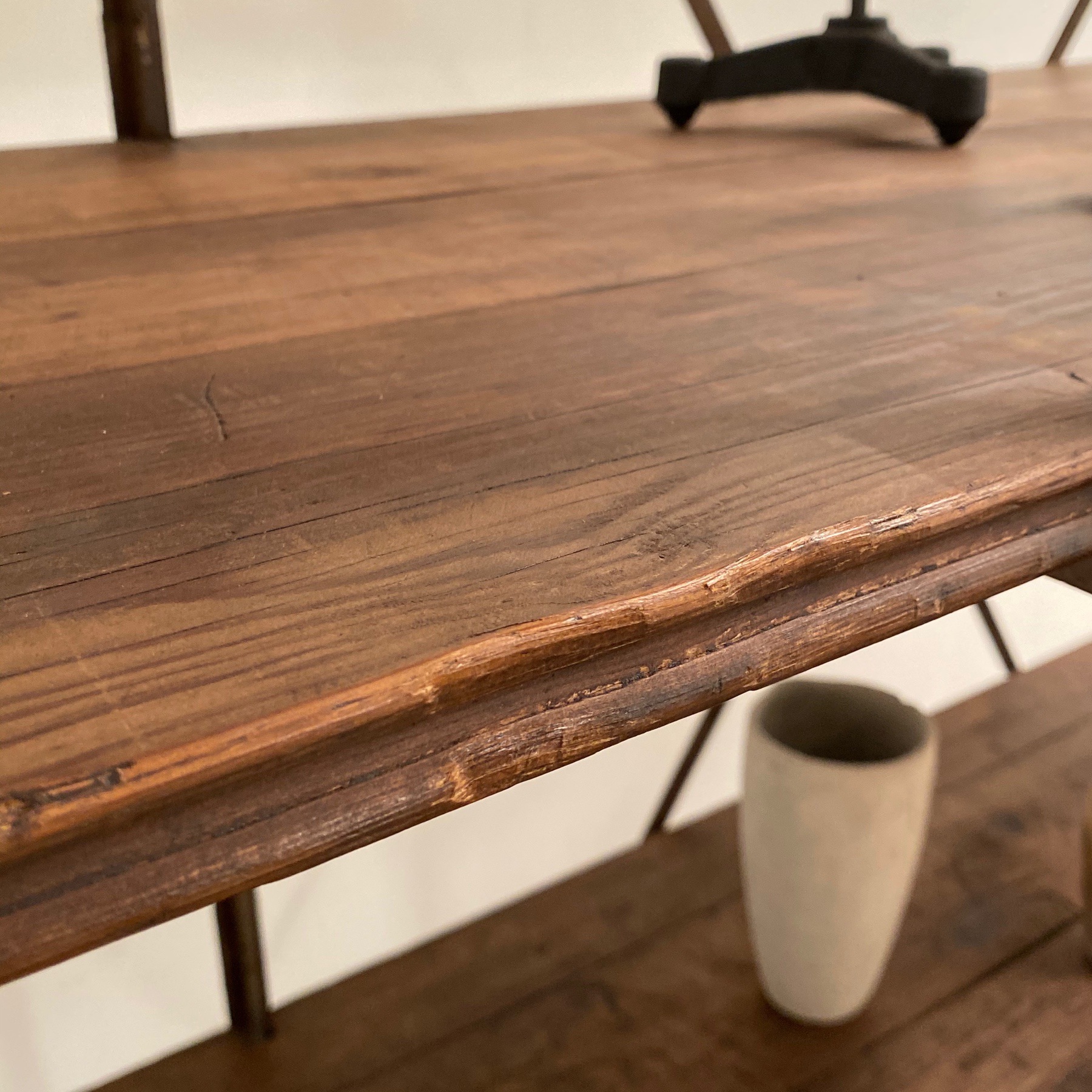 large industrial shelf Objet Vagabond