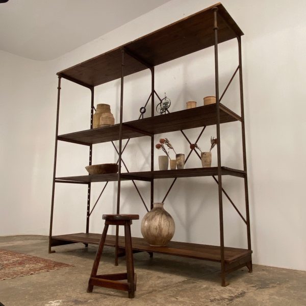 large industrial shelf Objet Vagabond