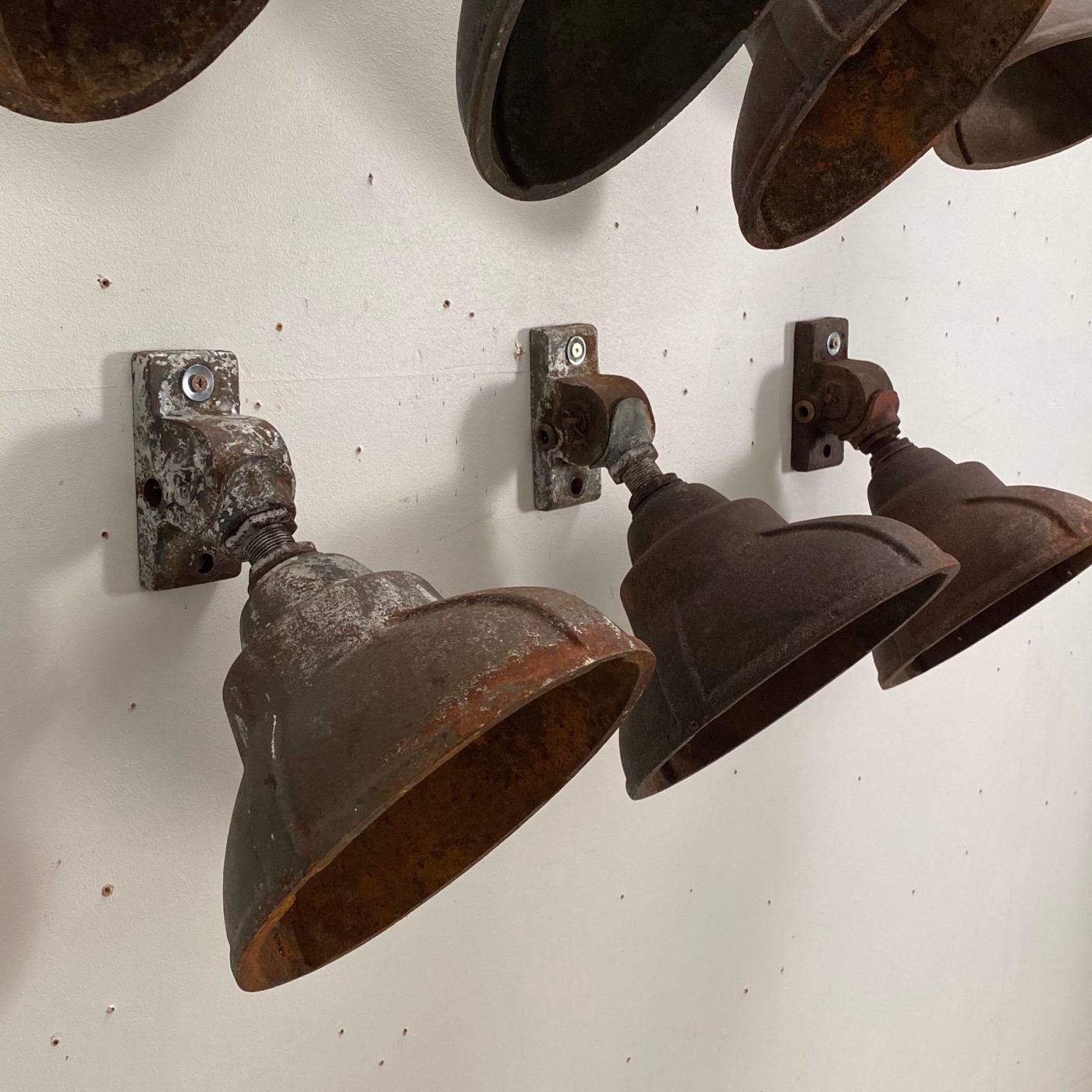 industrial-sconces0001