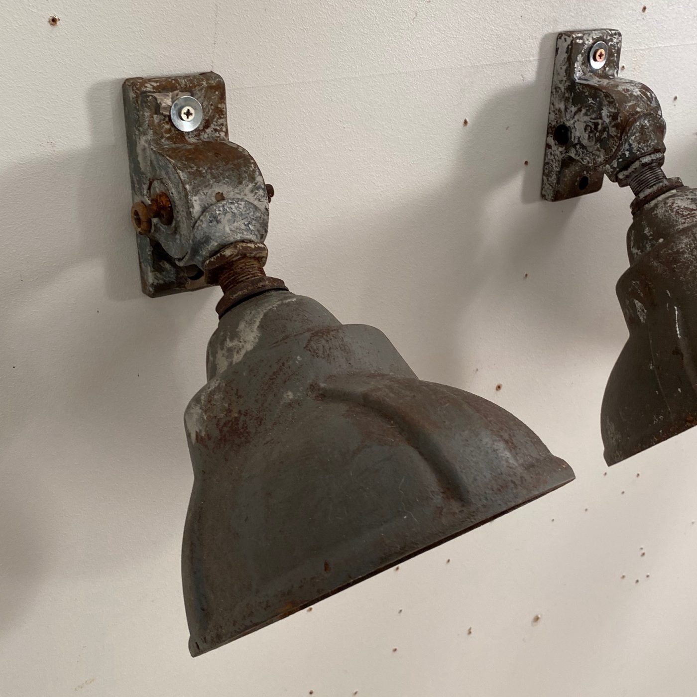 industrial-sconces0004