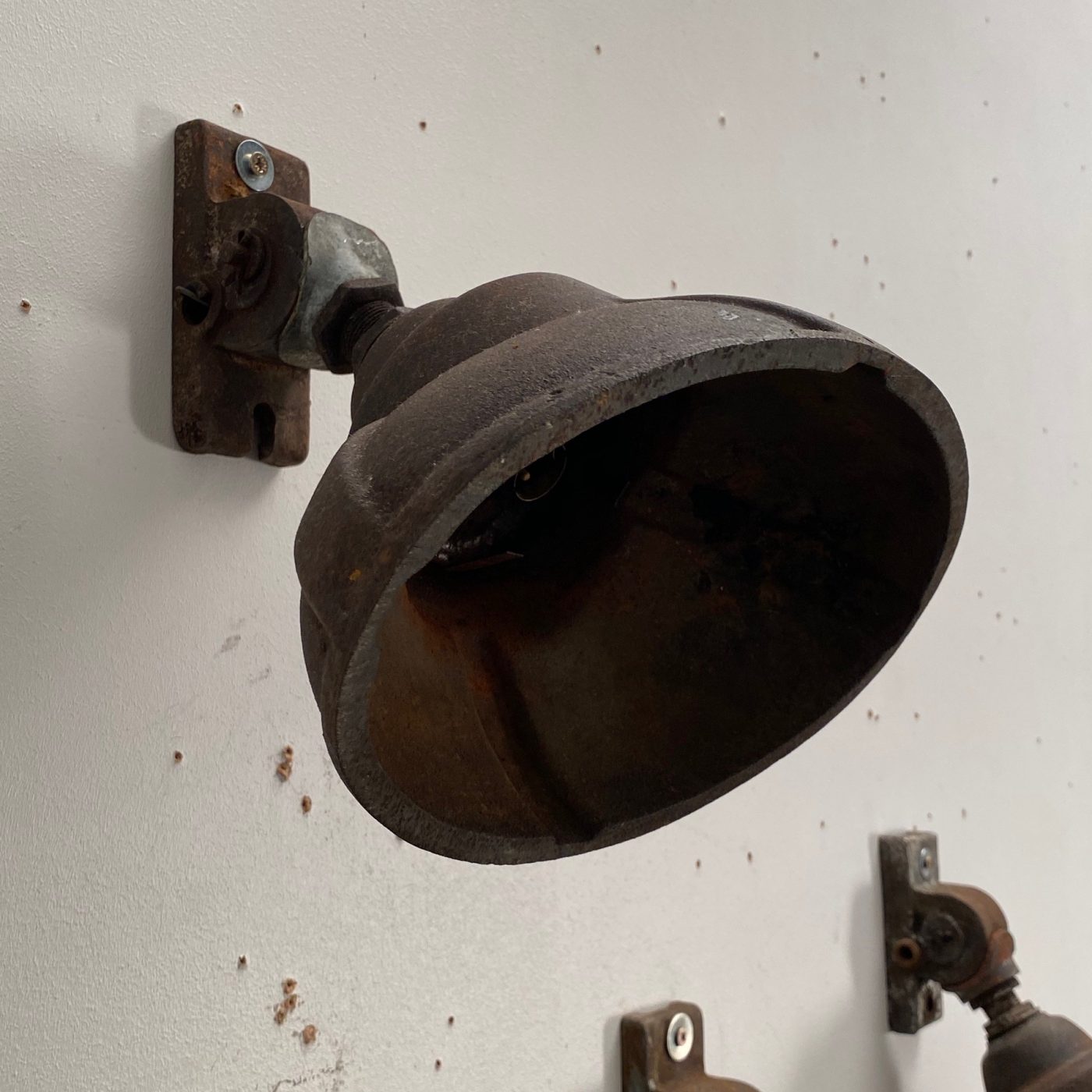 industrial-sconces0006